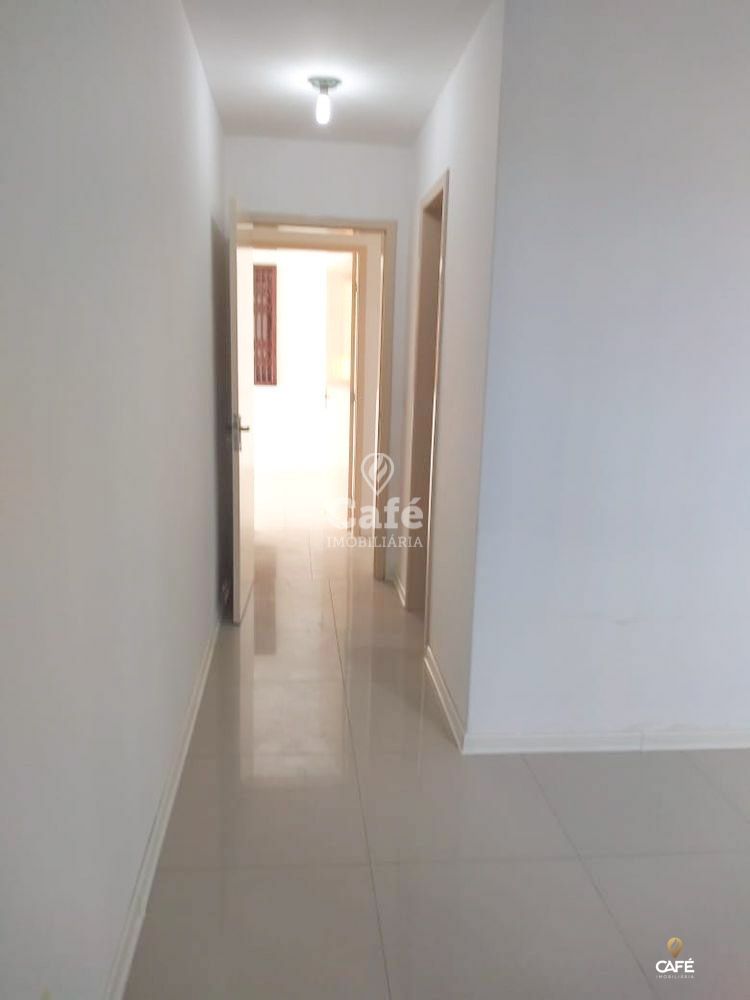 Casa à venda com 3 quartos, 148m² - Foto 2