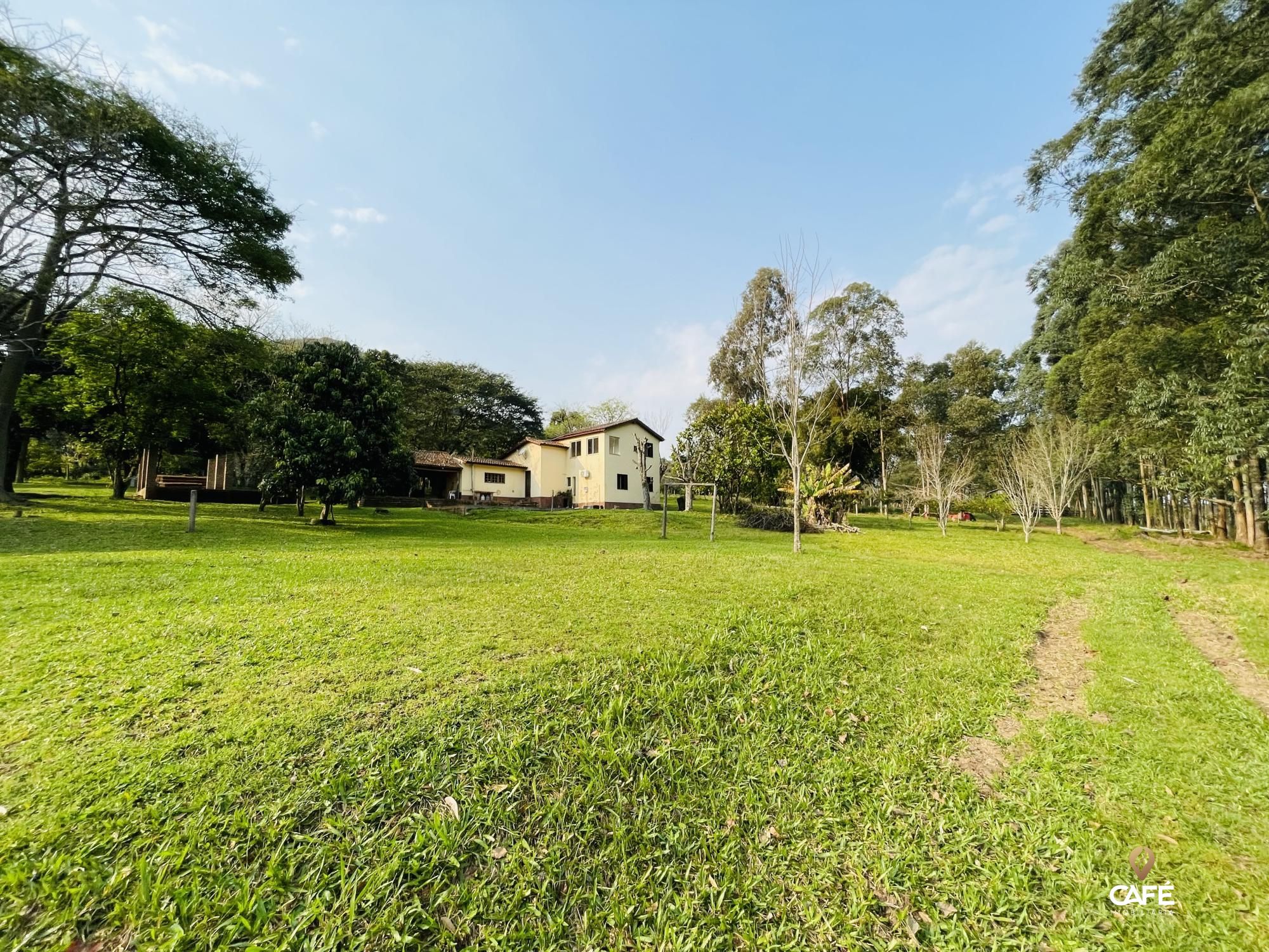 Fazenda à venda com 4 quartos, 240000m² - Foto 36