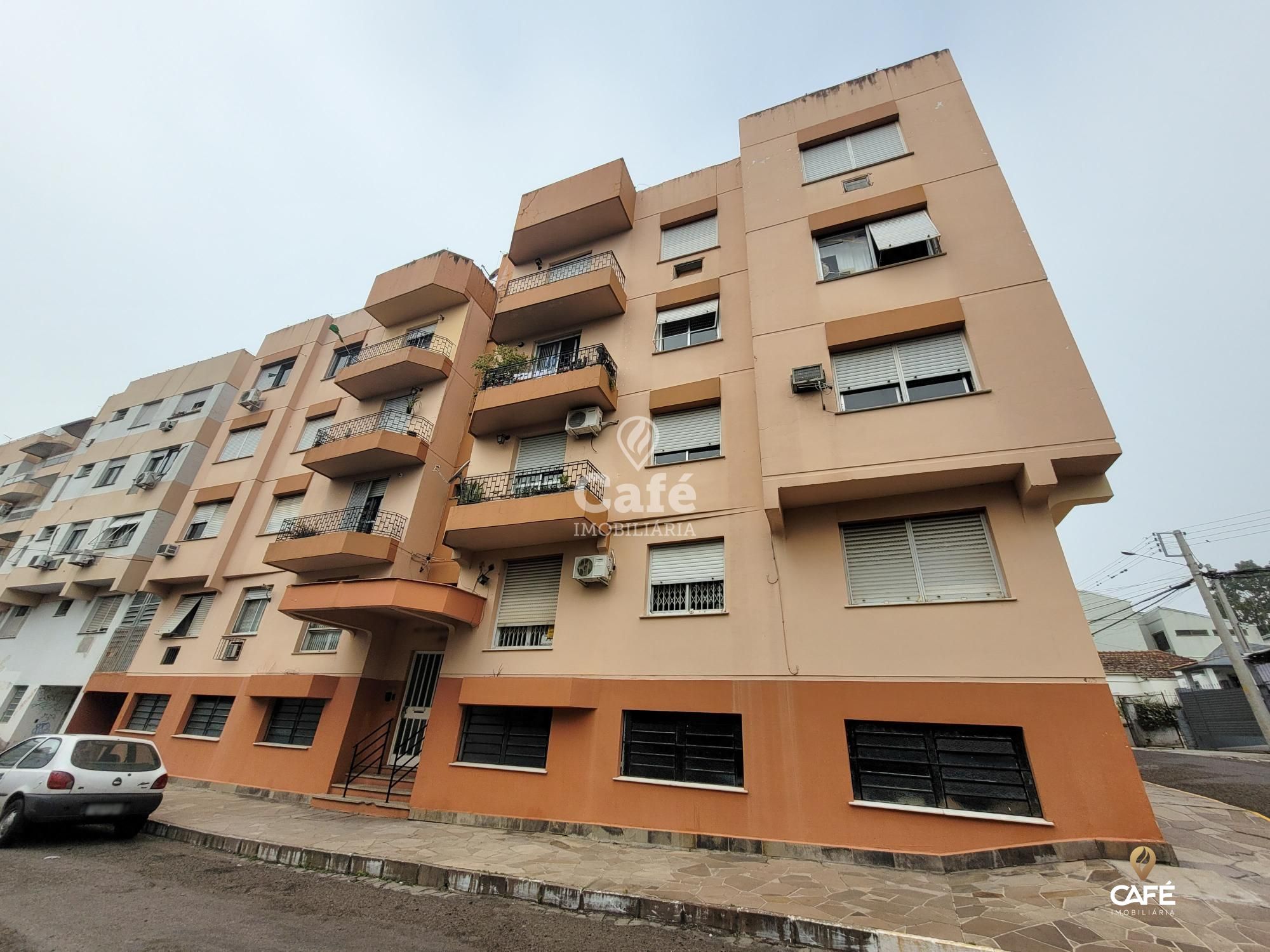 Apartamento à venda com 3 quartos, 84m² - Foto 1