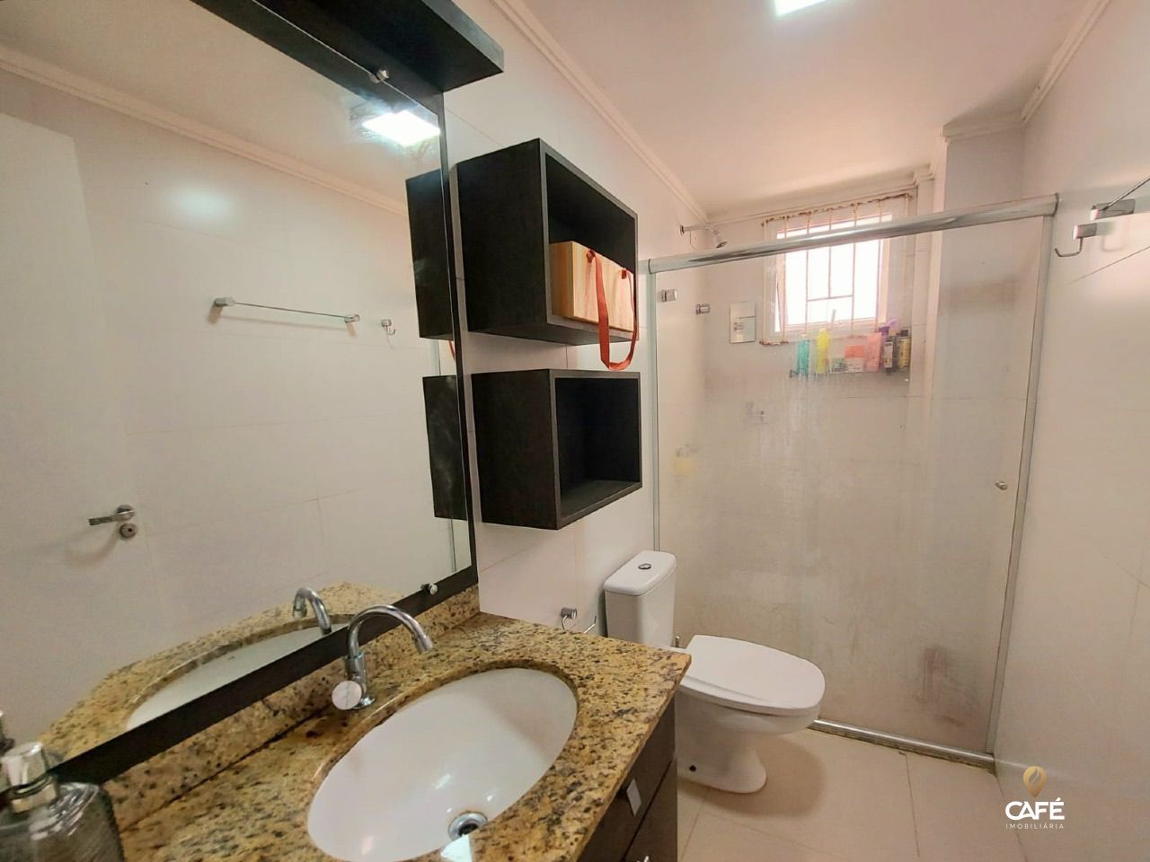 Apartamento à venda com 2 quartos, 86m² - Foto 3