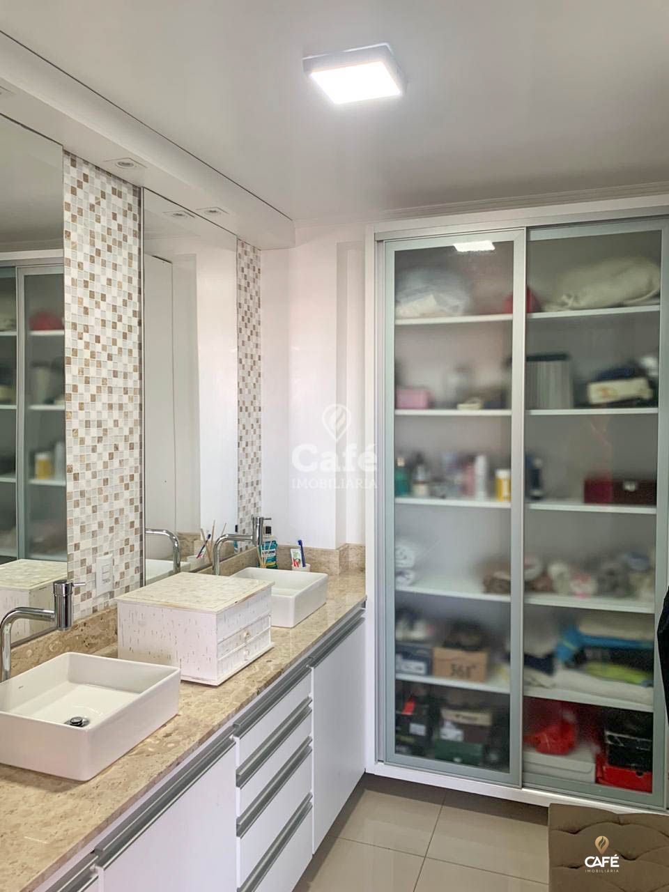 Apartamento à venda com 5 quartos, 217m² - Foto 25