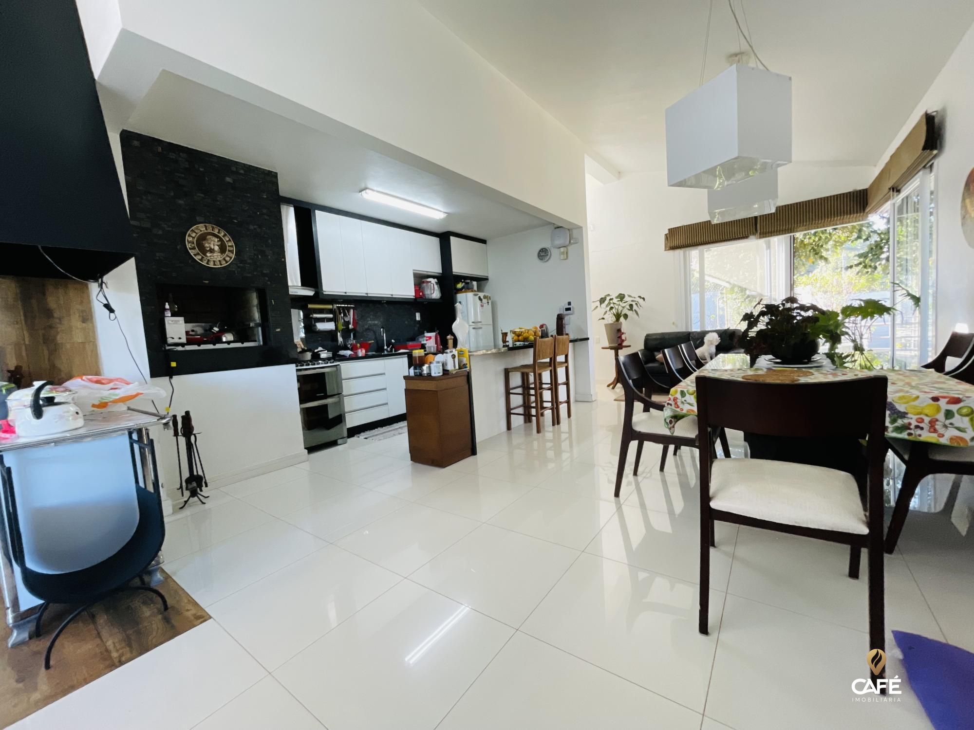 Casa, 3 quartos, 264 m² - Foto 4