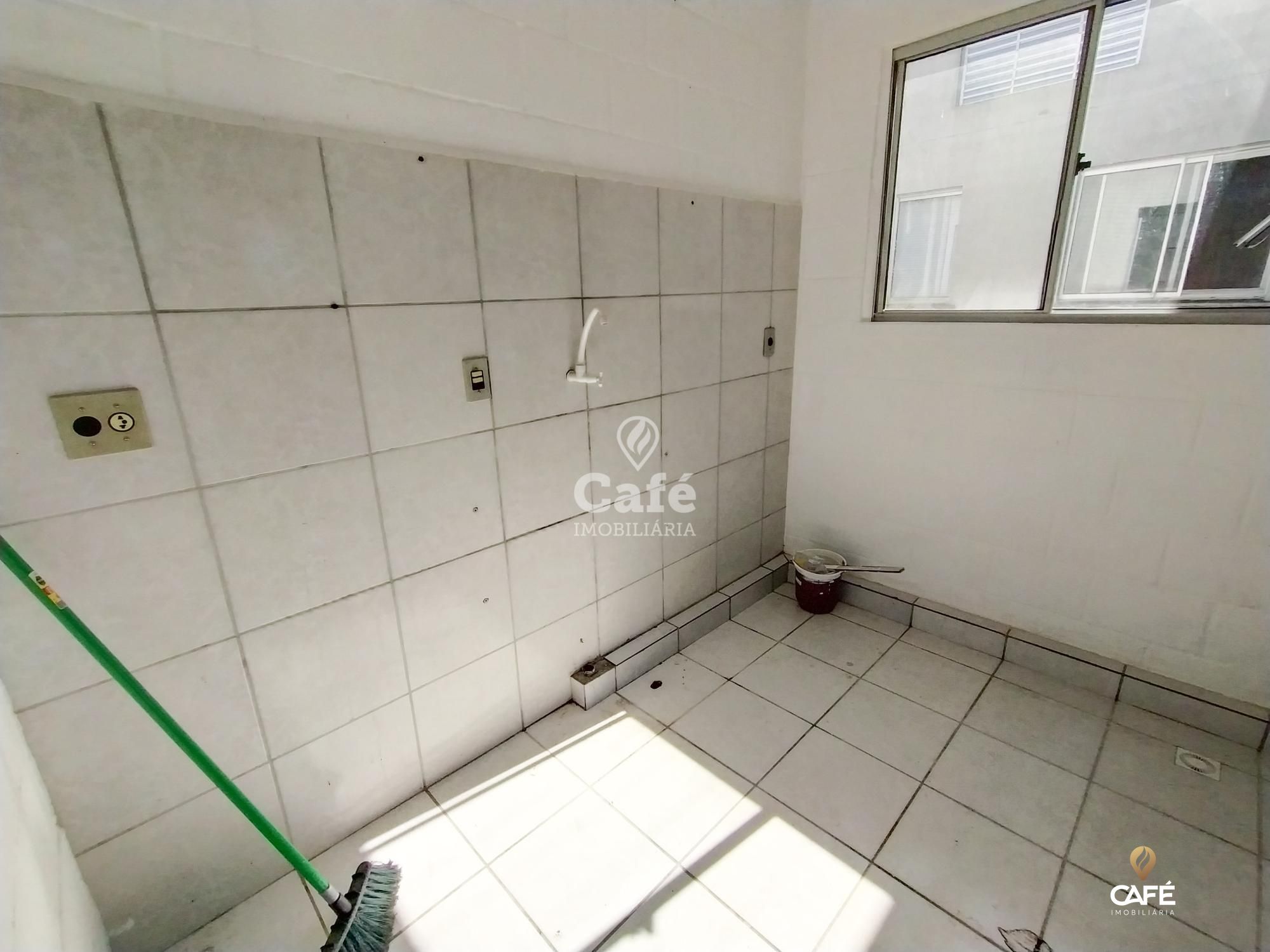 Apartamento à venda com 2 quartos, 44m² - Foto 2