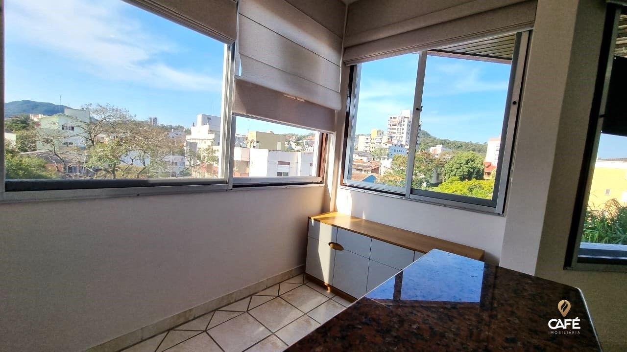 Apartamento à venda com 2 quartos, 95m² - Foto 9