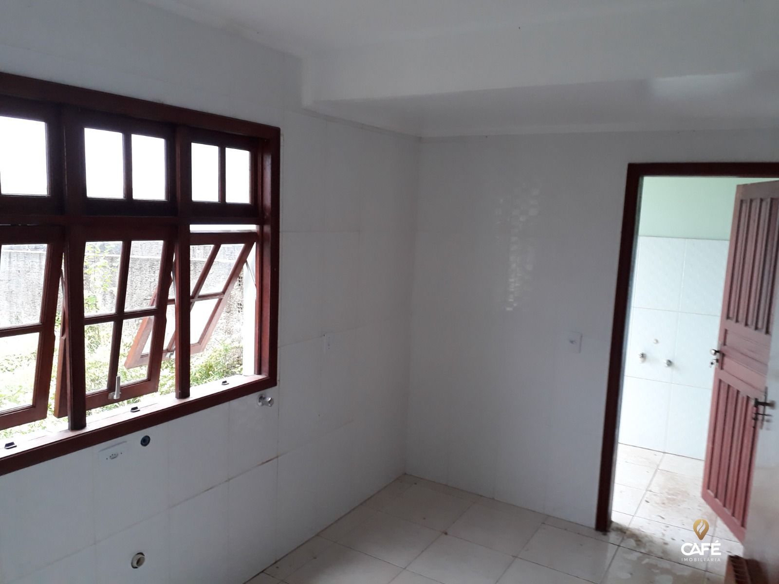 Casa à venda com 3 quartos, 108m² - Foto 13