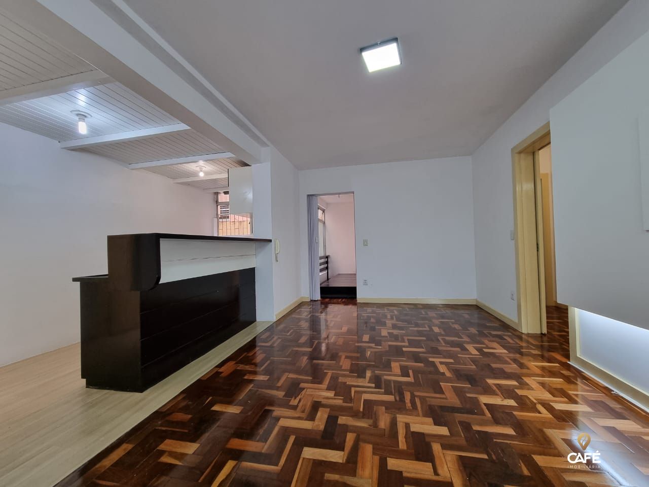 Apartamento à venda com 3 quartos, 111m² - Foto 1