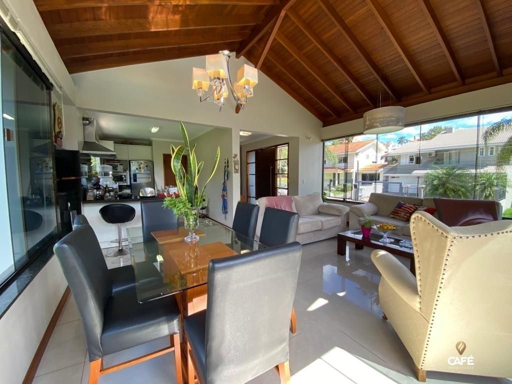 Casa, 4 quartos, 223 m² - Foto 4