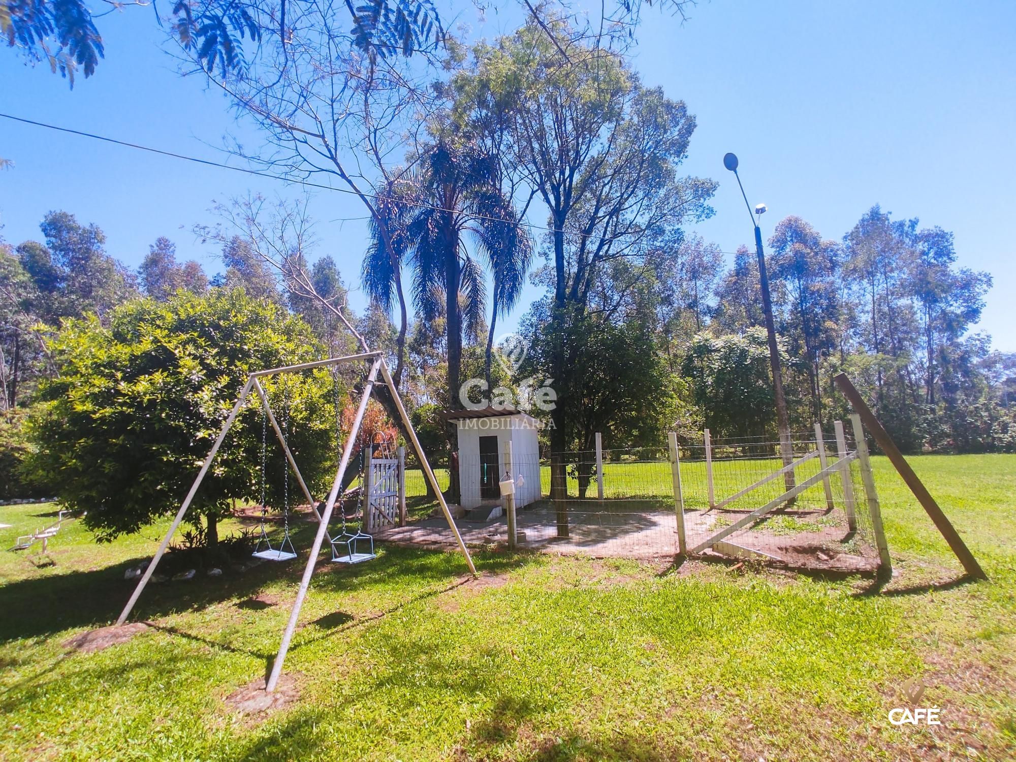 Casa à venda com 4 quartos, 200m² - Foto 10