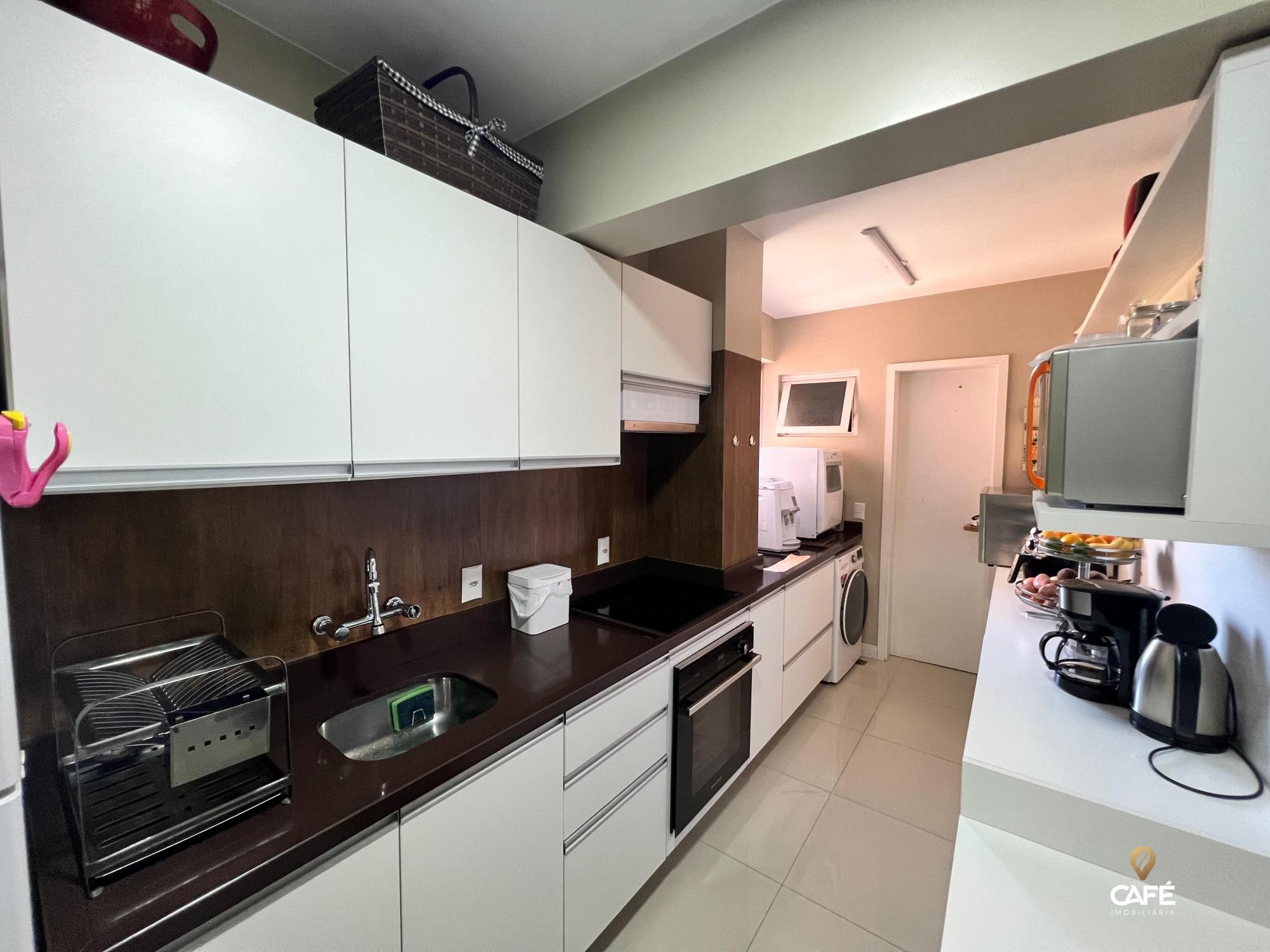 Apartamento à venda com 3 quartos, 141m² - Foto 8