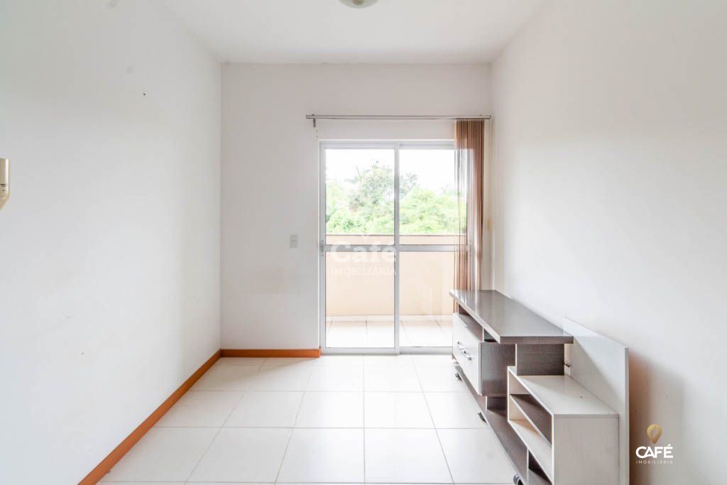 Apartamento à venda com 2 quartos, 61m² - Foto 3