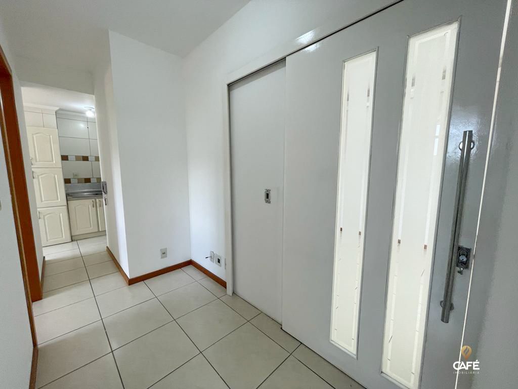 Apartamento à venda com 2 quartos, 64m² - Foto 8