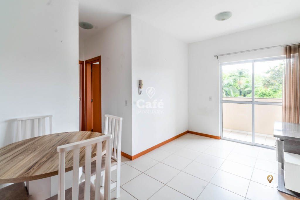 Apartamento à venda com 2 quartos, 61m² - Foto 6