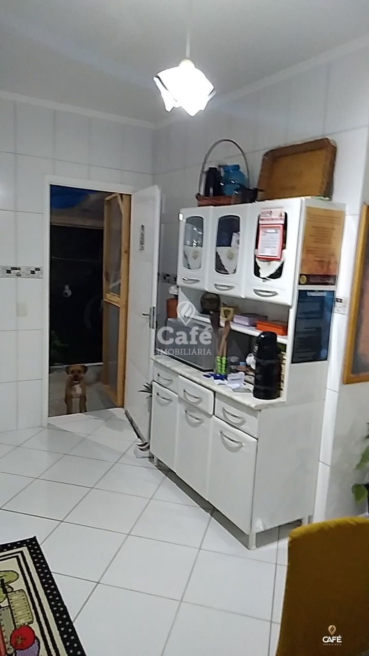 Casa à venda com 2 quartos, 60m² - Foto 10