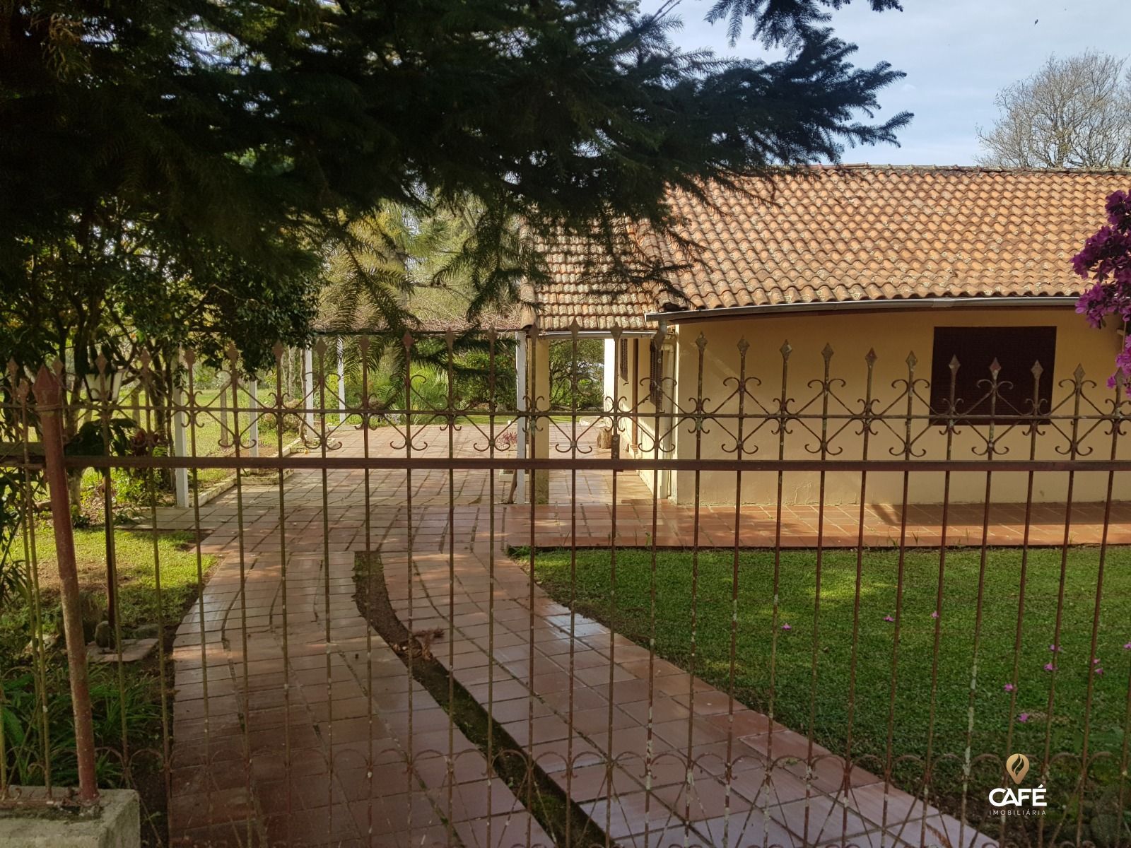 Casa à venda com 3 quartos, 100m² - Foto 5