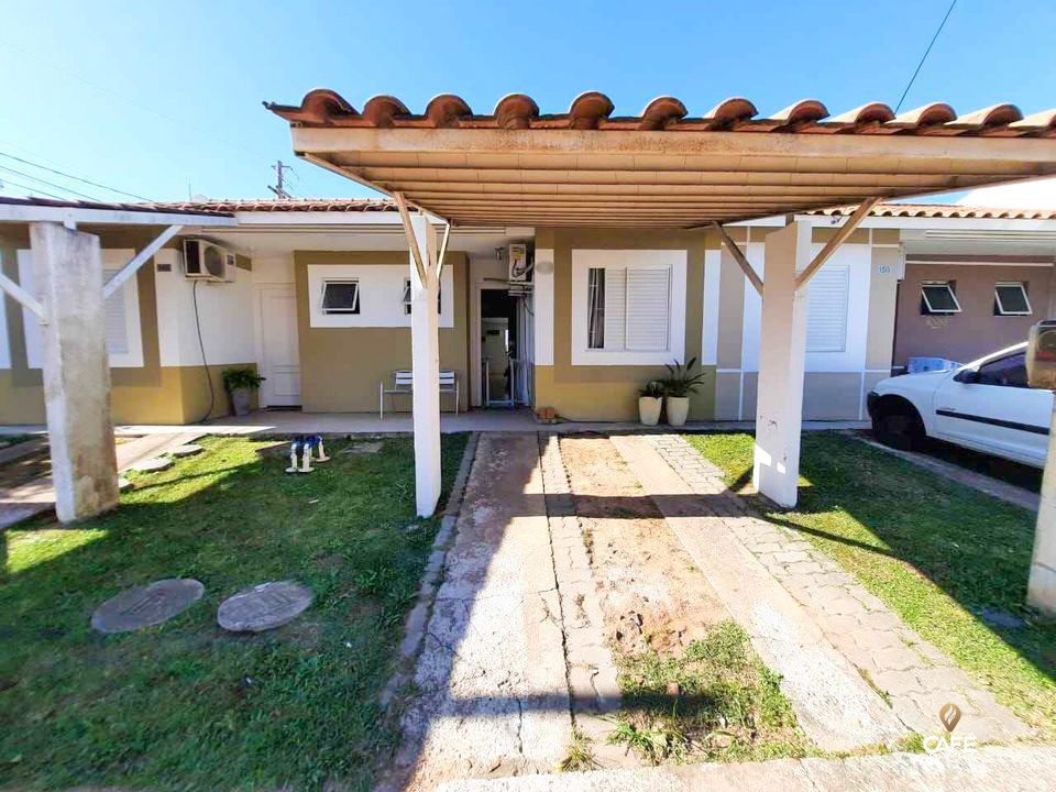 Casa à venda com 2 quartos, 65m² - Foto 1