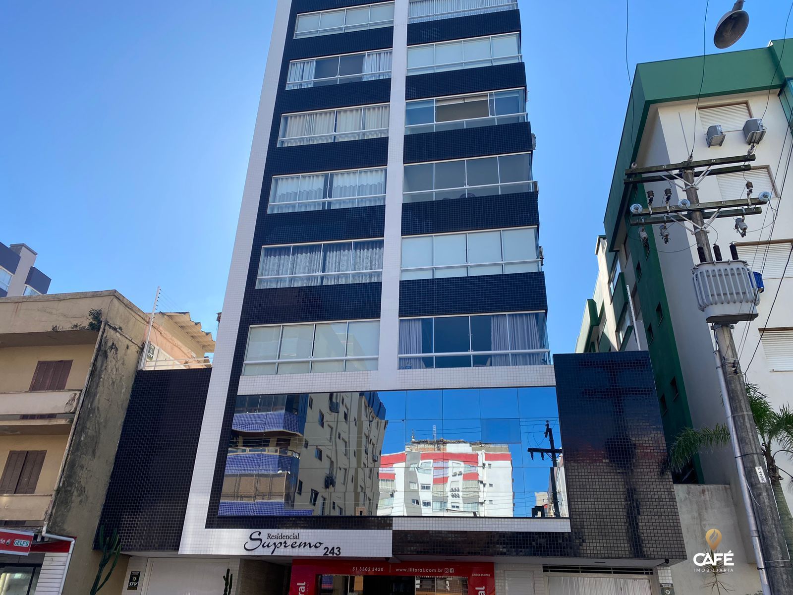 Apartamento à venda com 3 quartos, 133m² - Foto 1