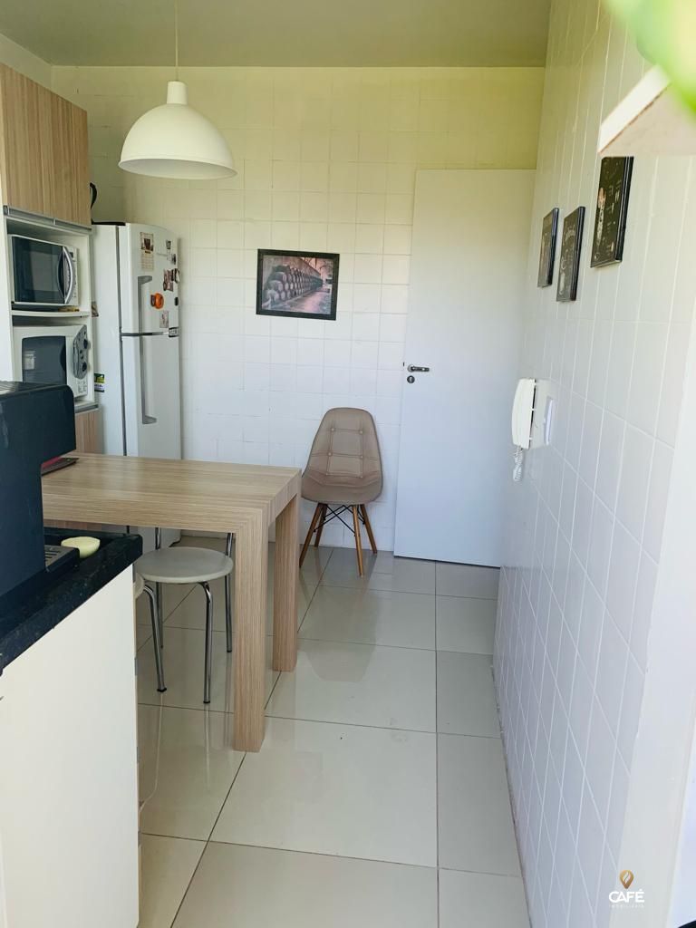 Apartamento à venda com 2 quartos, 76m² - Foto 3