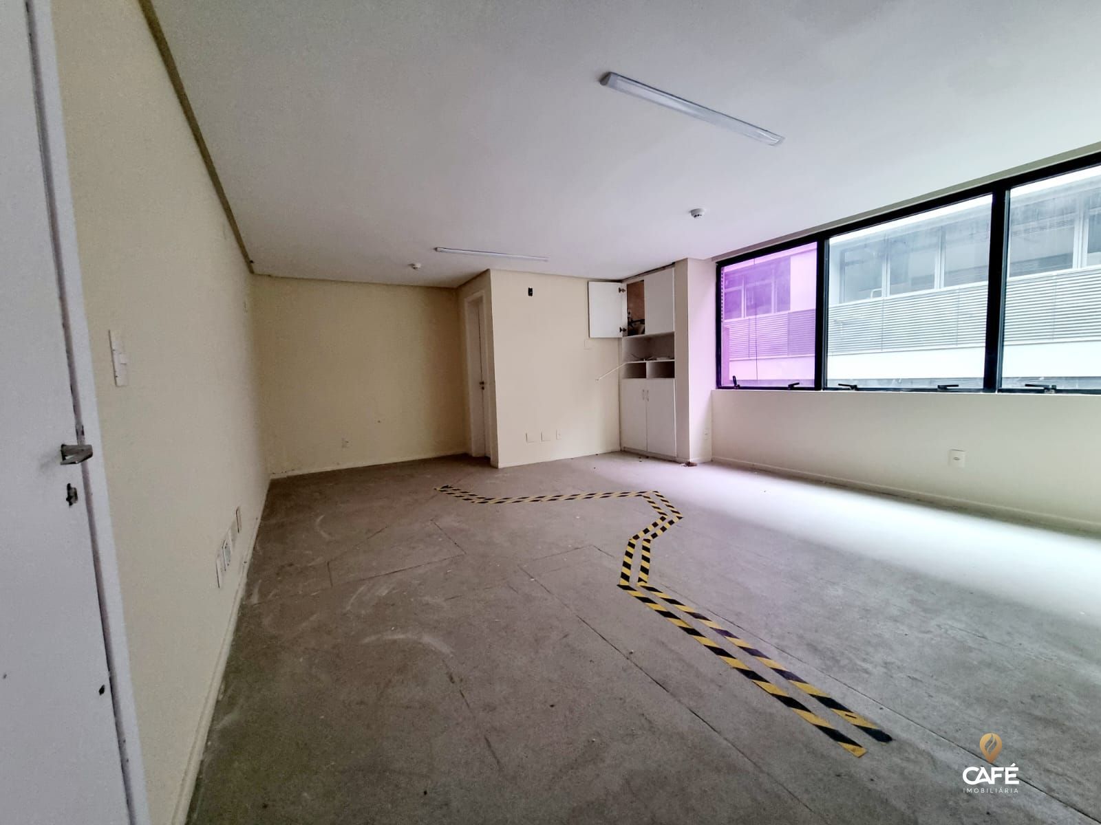 Conjunto Comercial-Sala à venda com 1 quarto, 62m² - Foto 3