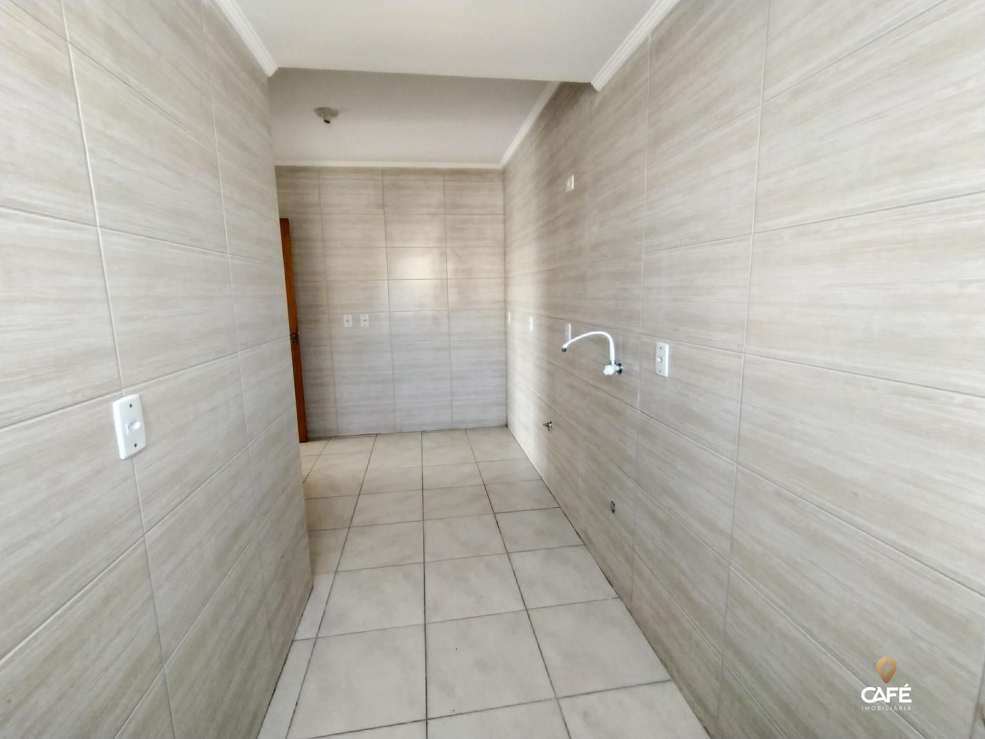 Apartamento à venda com 2 quartos, 68m² - Foto 2