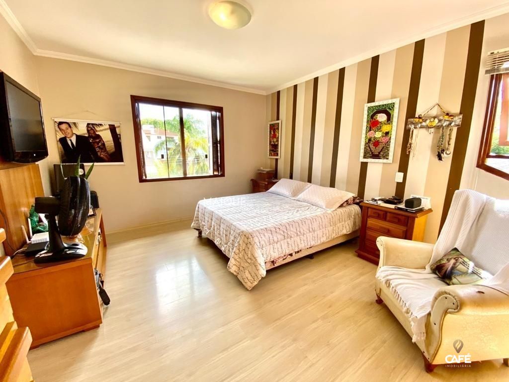 Casa à venda com 4 quartos, 223m² - Foto 9