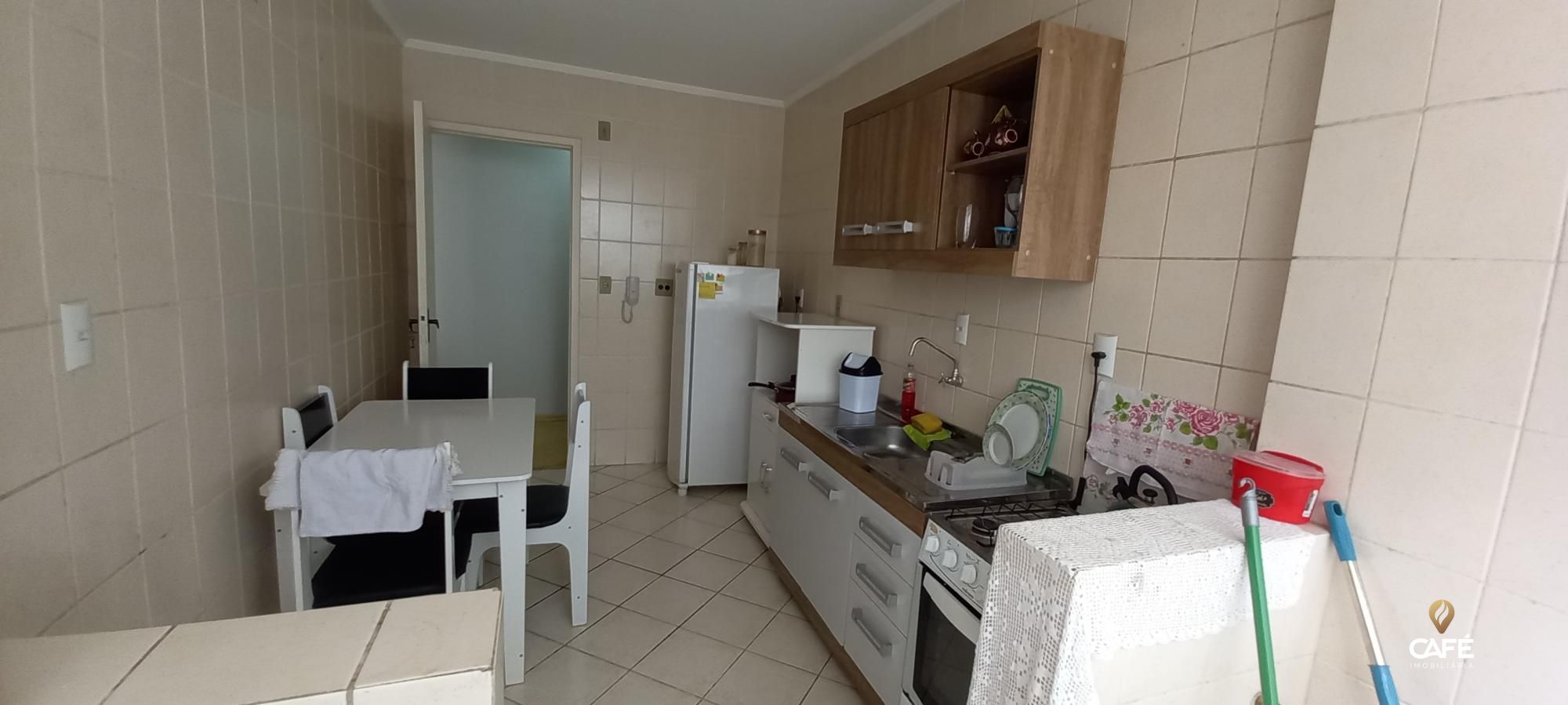 Apartamento à venda com 2 quartos, 70m² - Foto 11