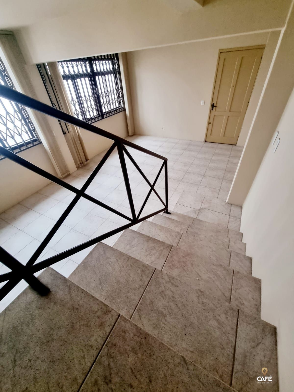 Apartamento à venda com 3 quartos, 113m² - Foto 7