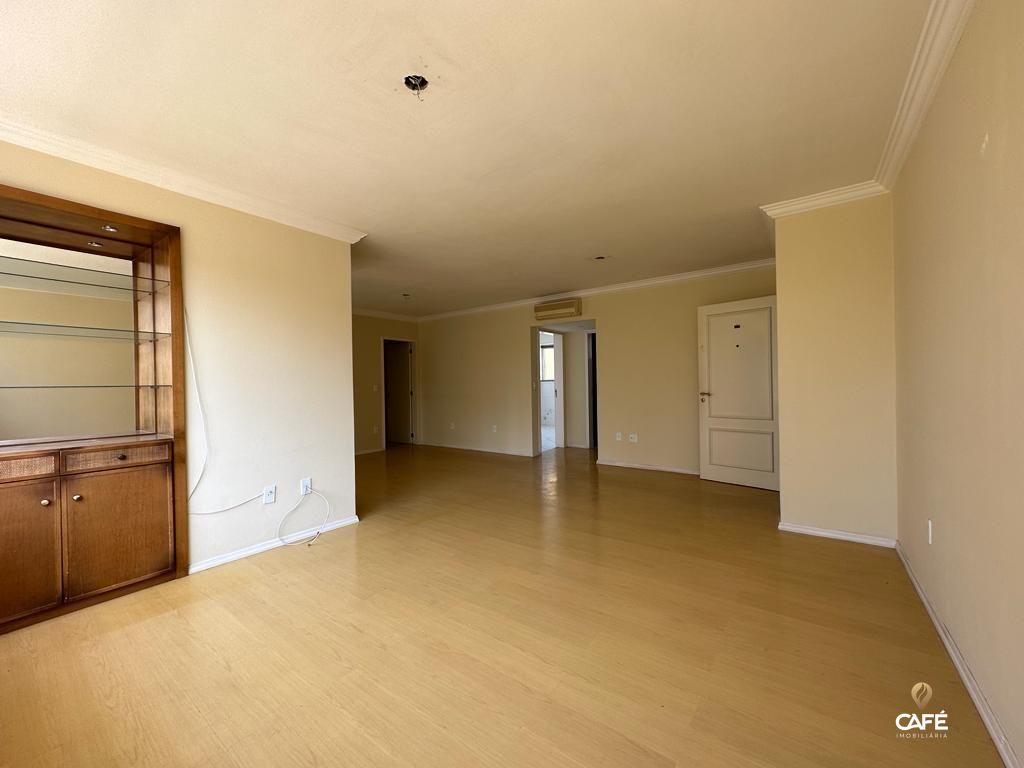 Apartamento à venda com 3 quartos, 126m² - Foto 4