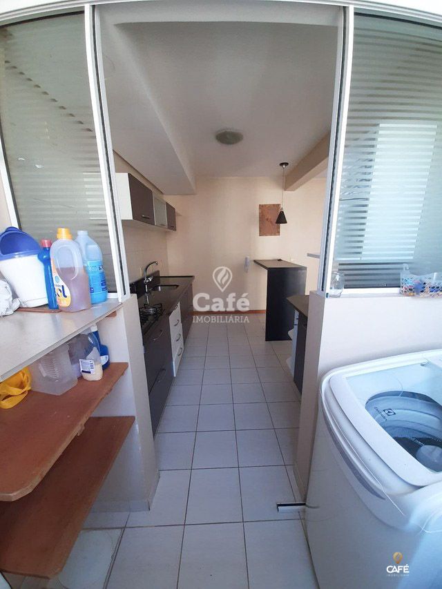 Apartamento à venda com 2 quartos, 60m² - Foto 11