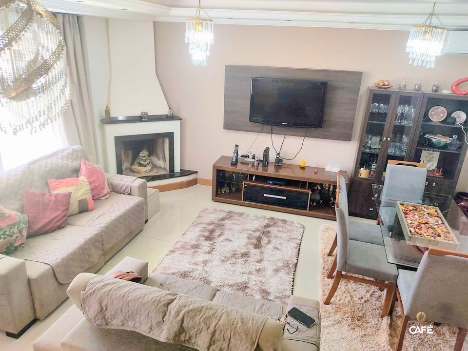 Casa à venda com 3 quartos, 150m² - Foto 3