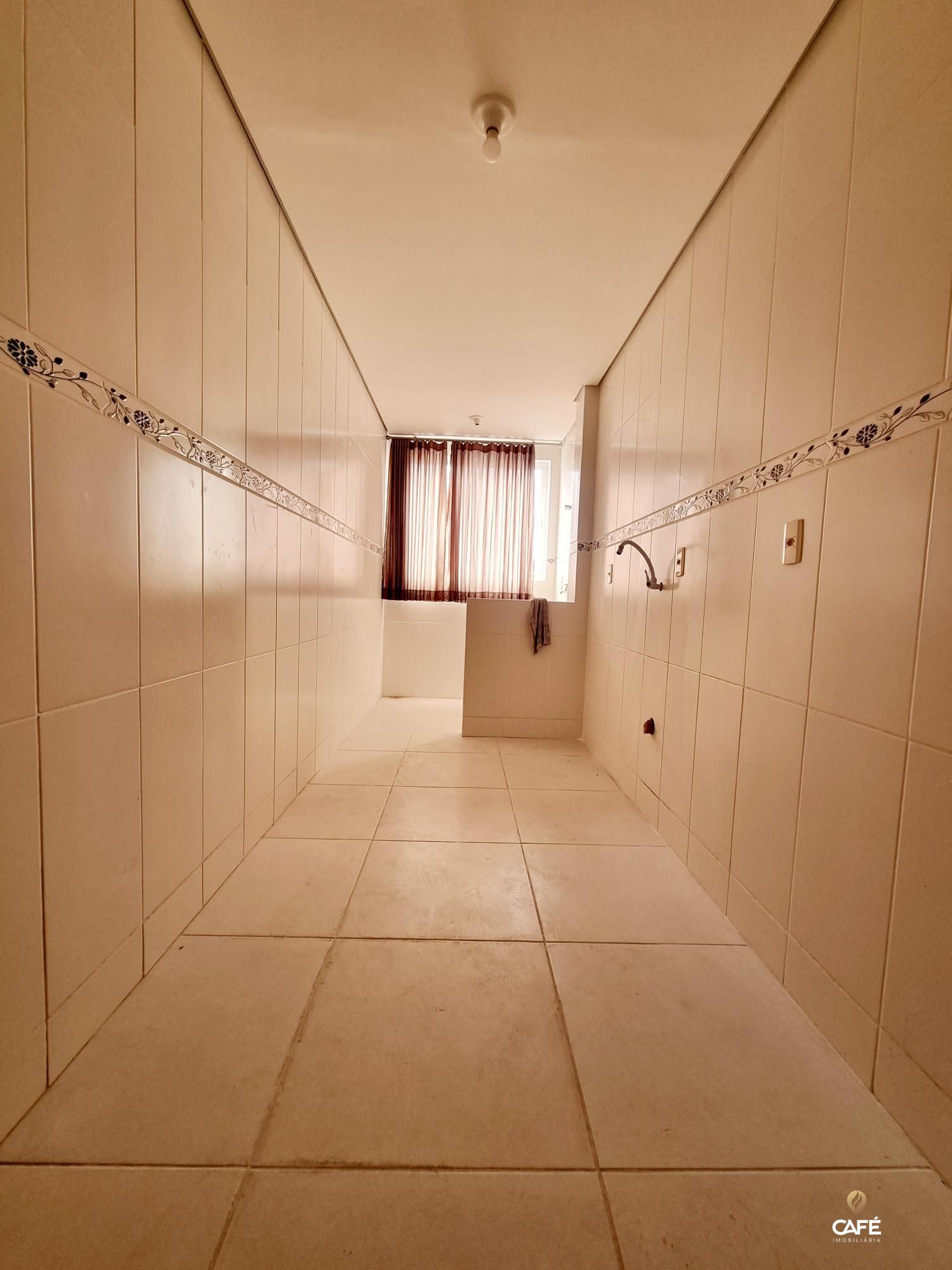 Apartamento à venda com 2 quartos, 62m² - Foto 2