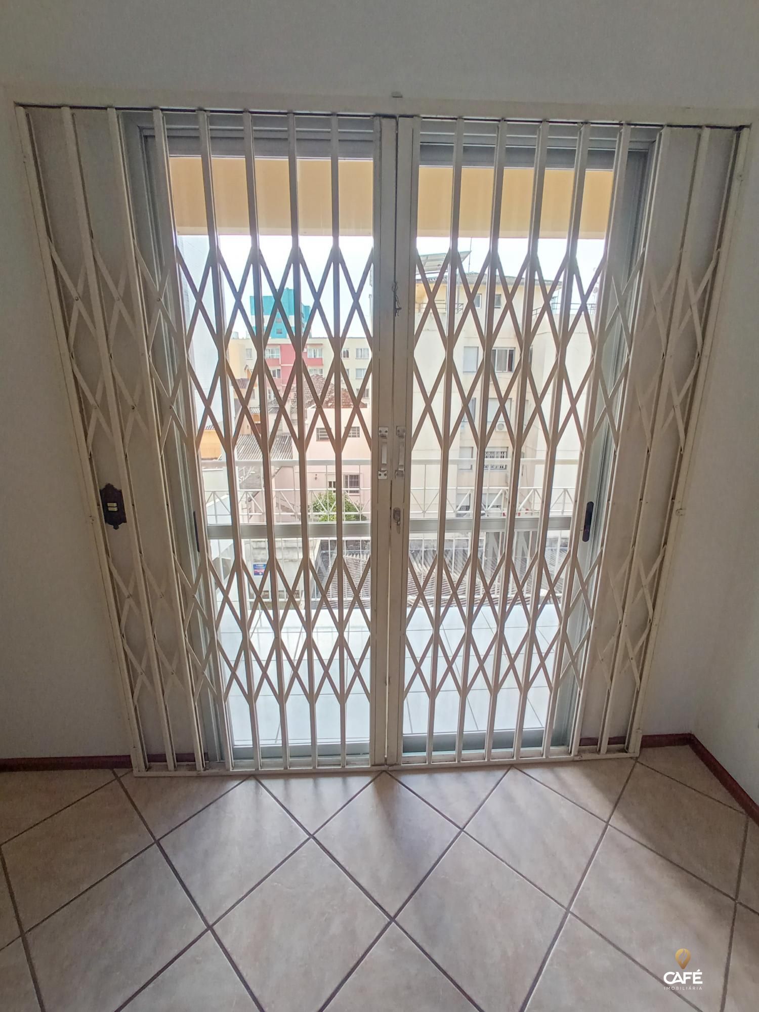 Apartamento à venda com 3 quartos, 82m² - Foto 4