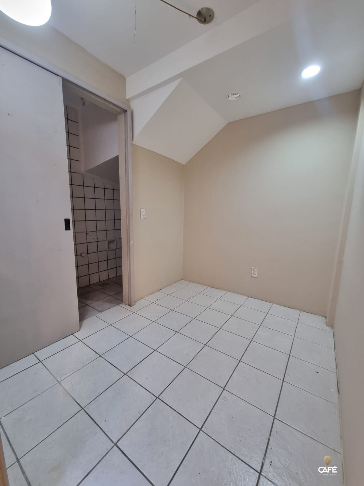 Apartamento à venda com 3 quartos, 113m² - Foto 14