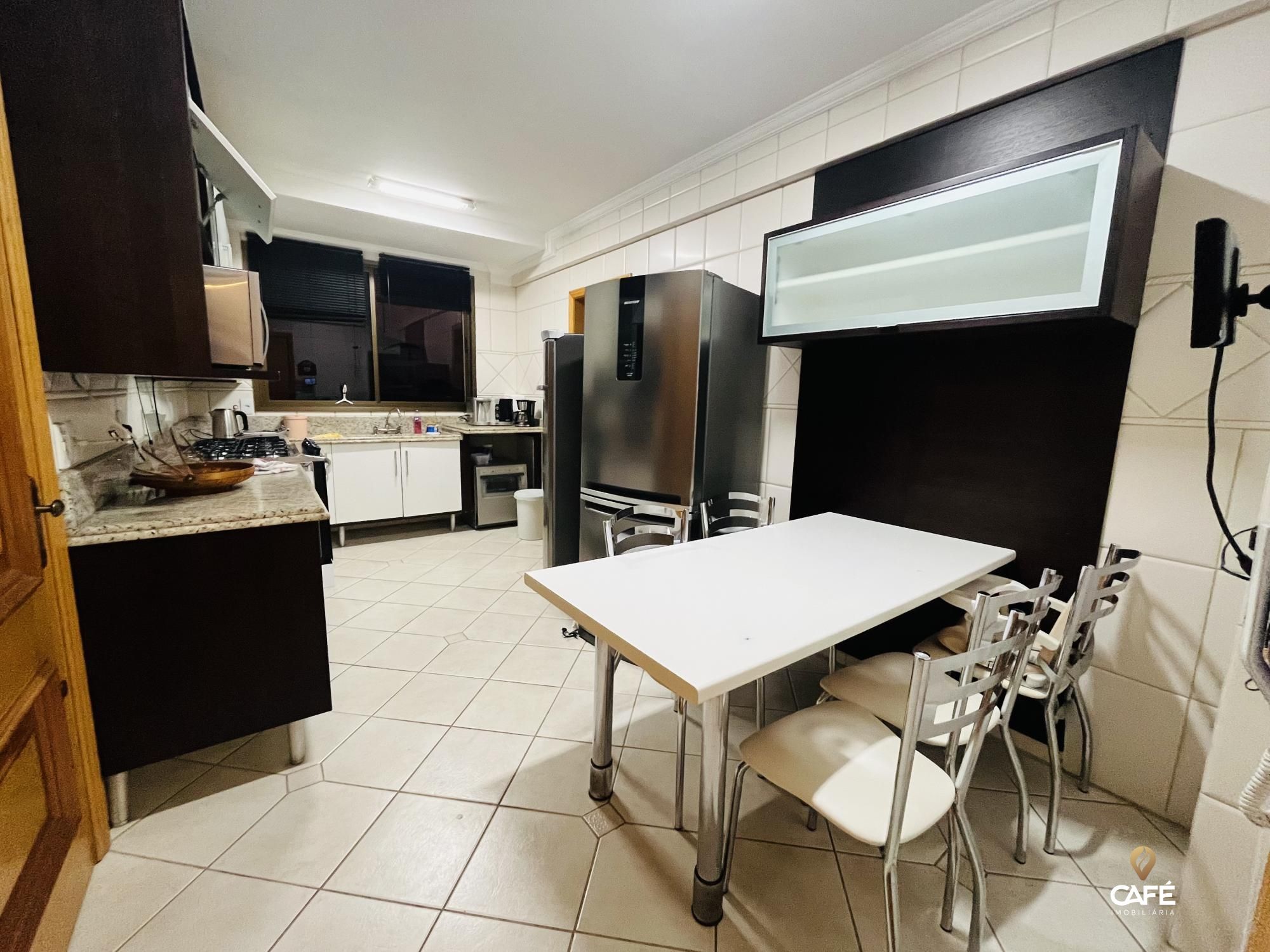 Apartamento, 3 quartos, 220 m² - Foto 4