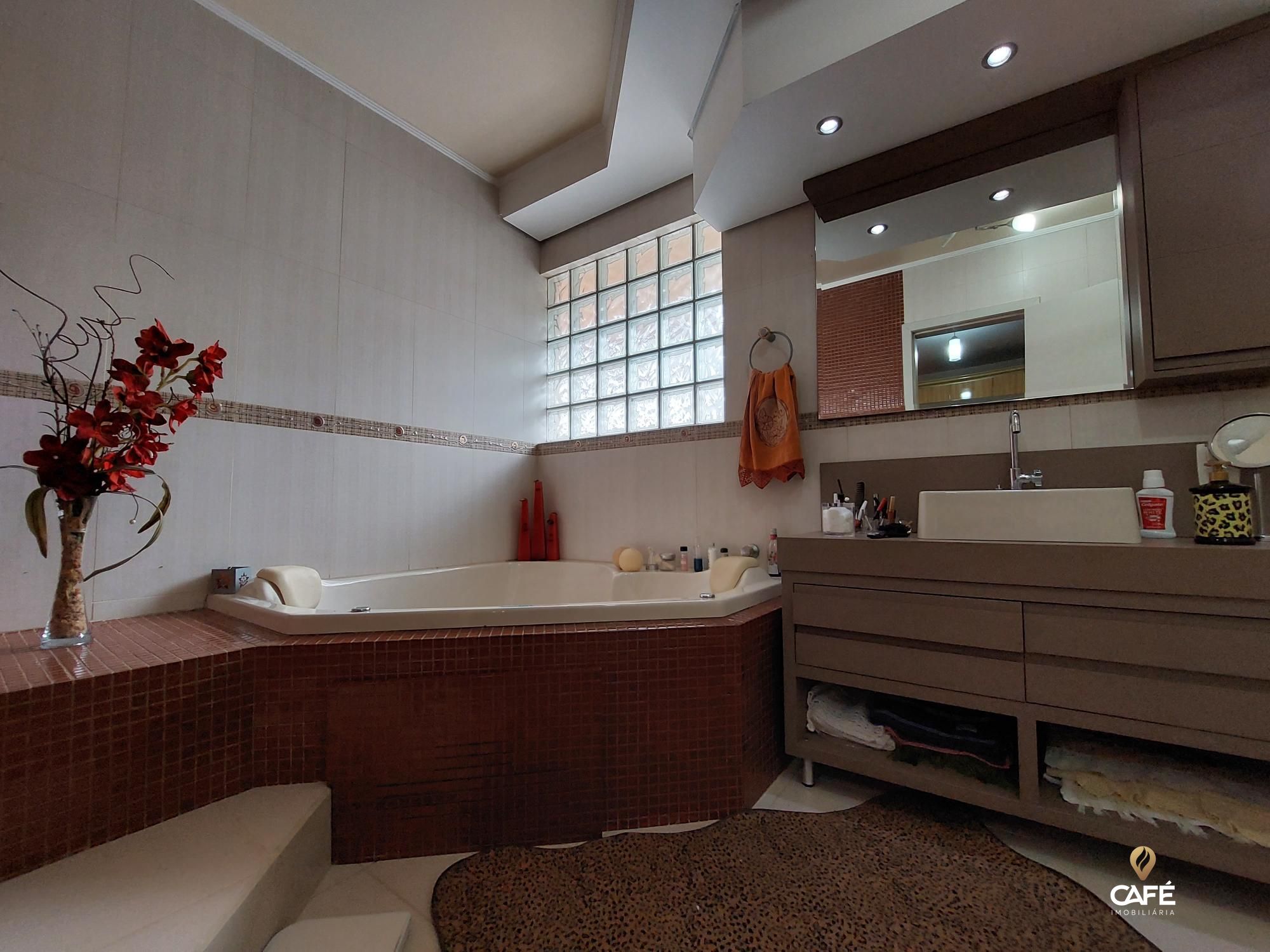 Casa, 4 quartos, 309 m² - Foto 35