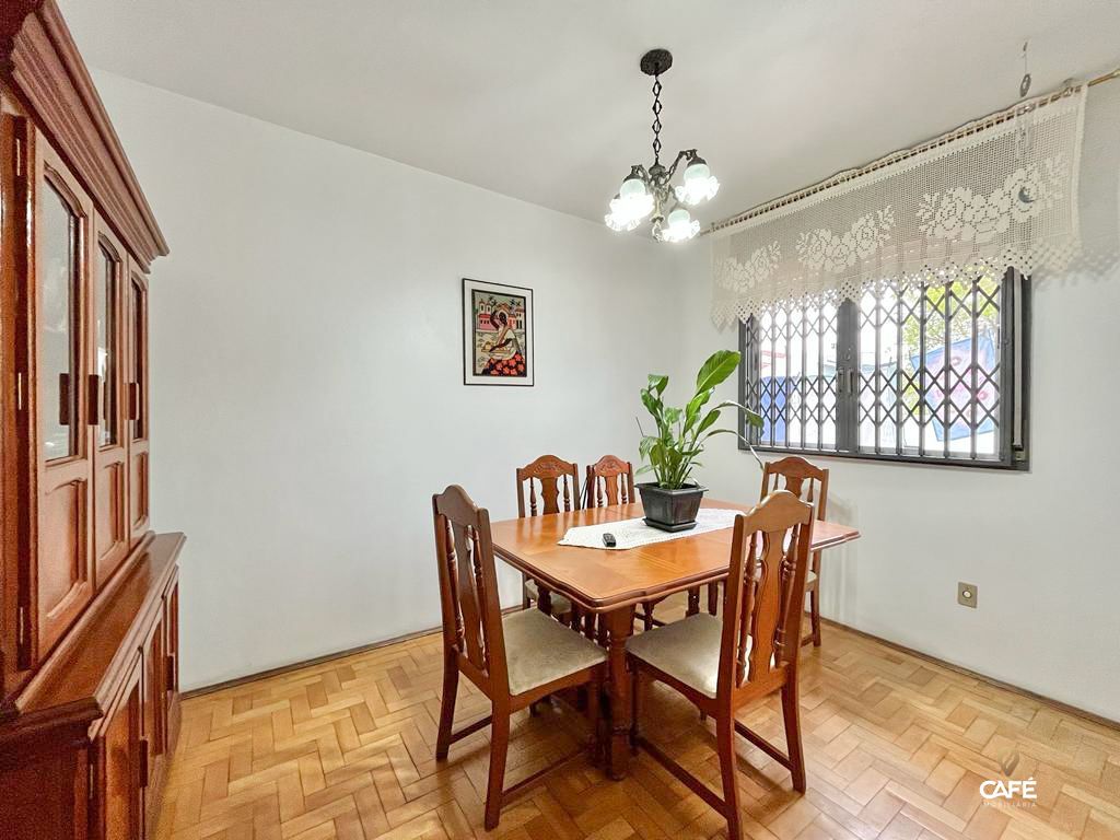 Casa à venda com 3 quartos, 216m² - Foto 5