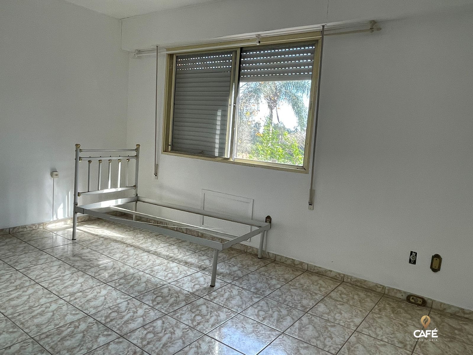 Apartamento à venda com 4 quartos, 111m² - Foto 4