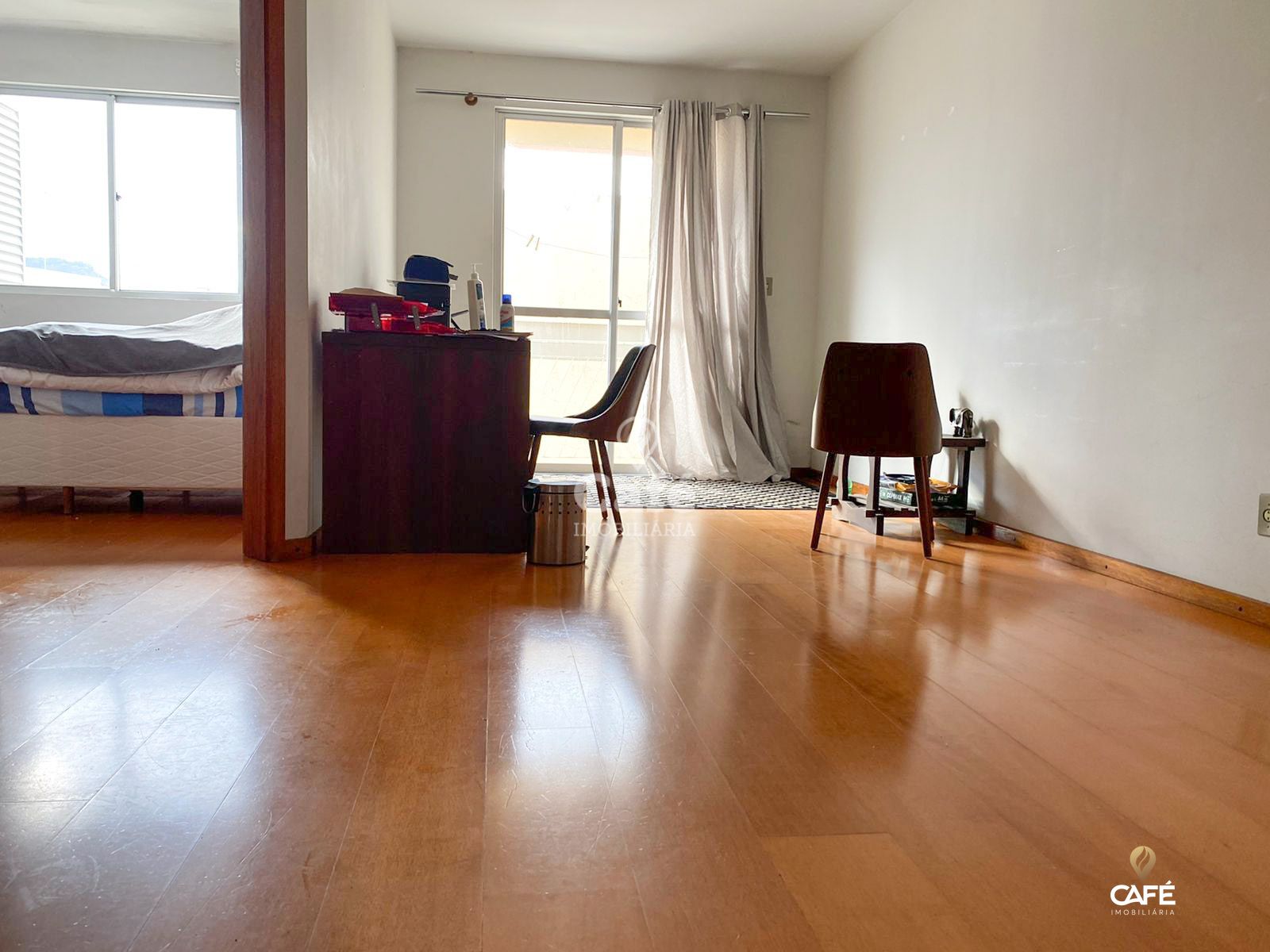 Apartamento à venda com 2 quartos, 65m² - Foto 3