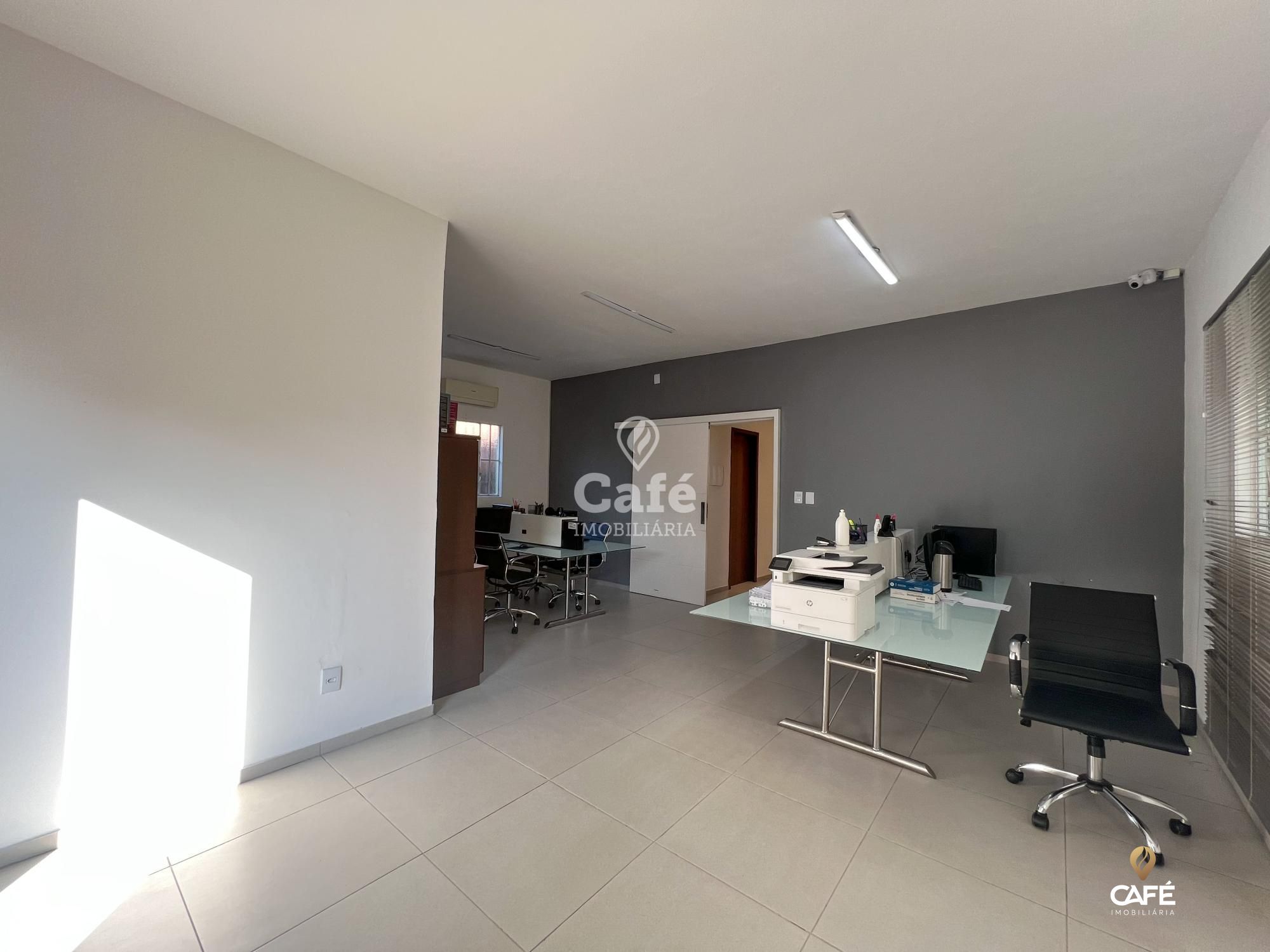 Casa à venda com 4 quartos, 241m² - Foto 5