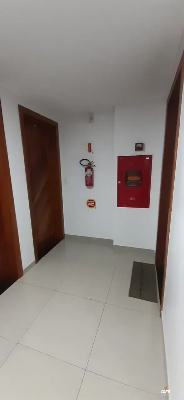 Apartamento à venda com 3 quartos, 149m² - Foto 3