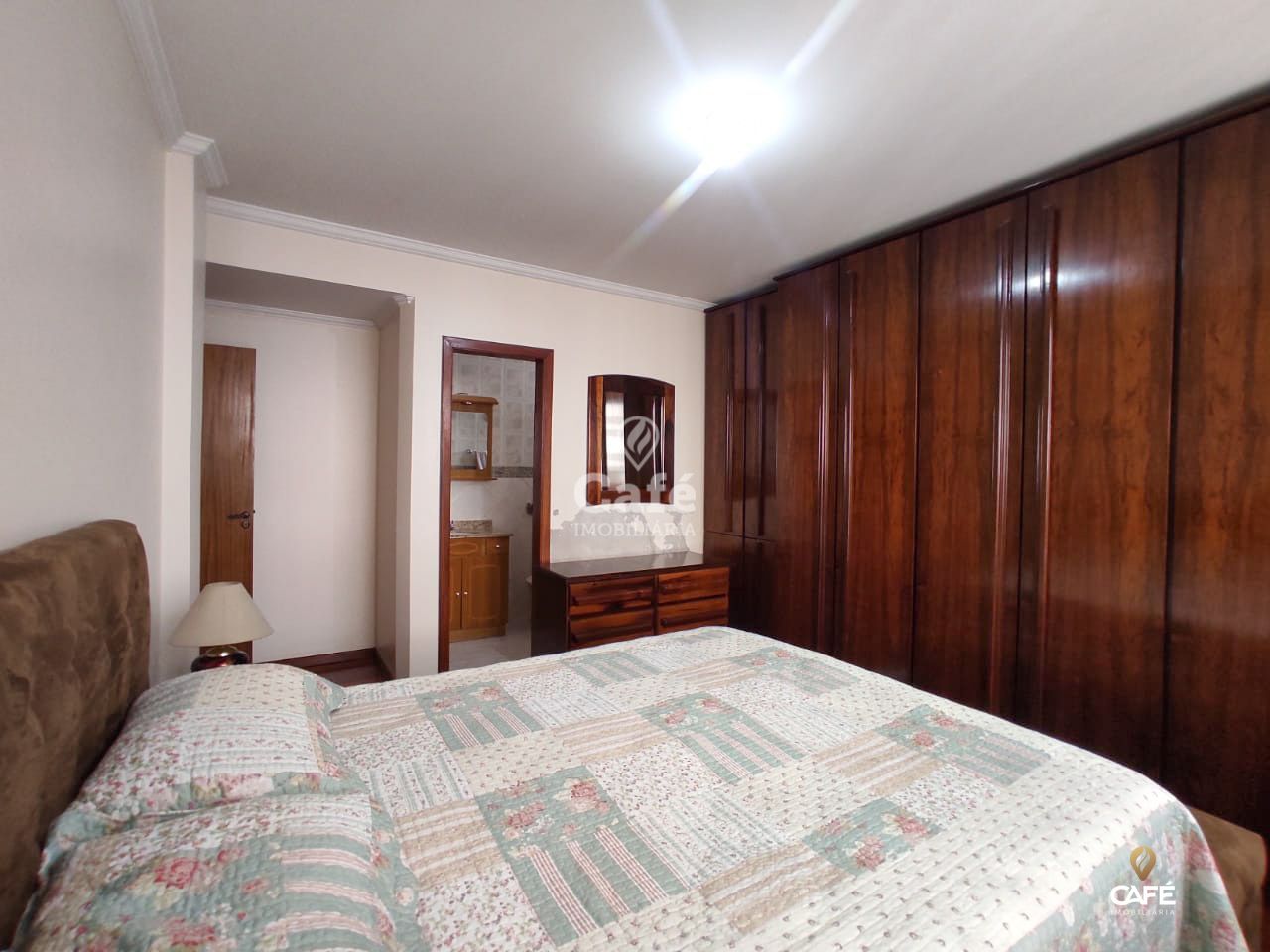 Apartamento à venda com 3 quartos, 139m² - Foto 17