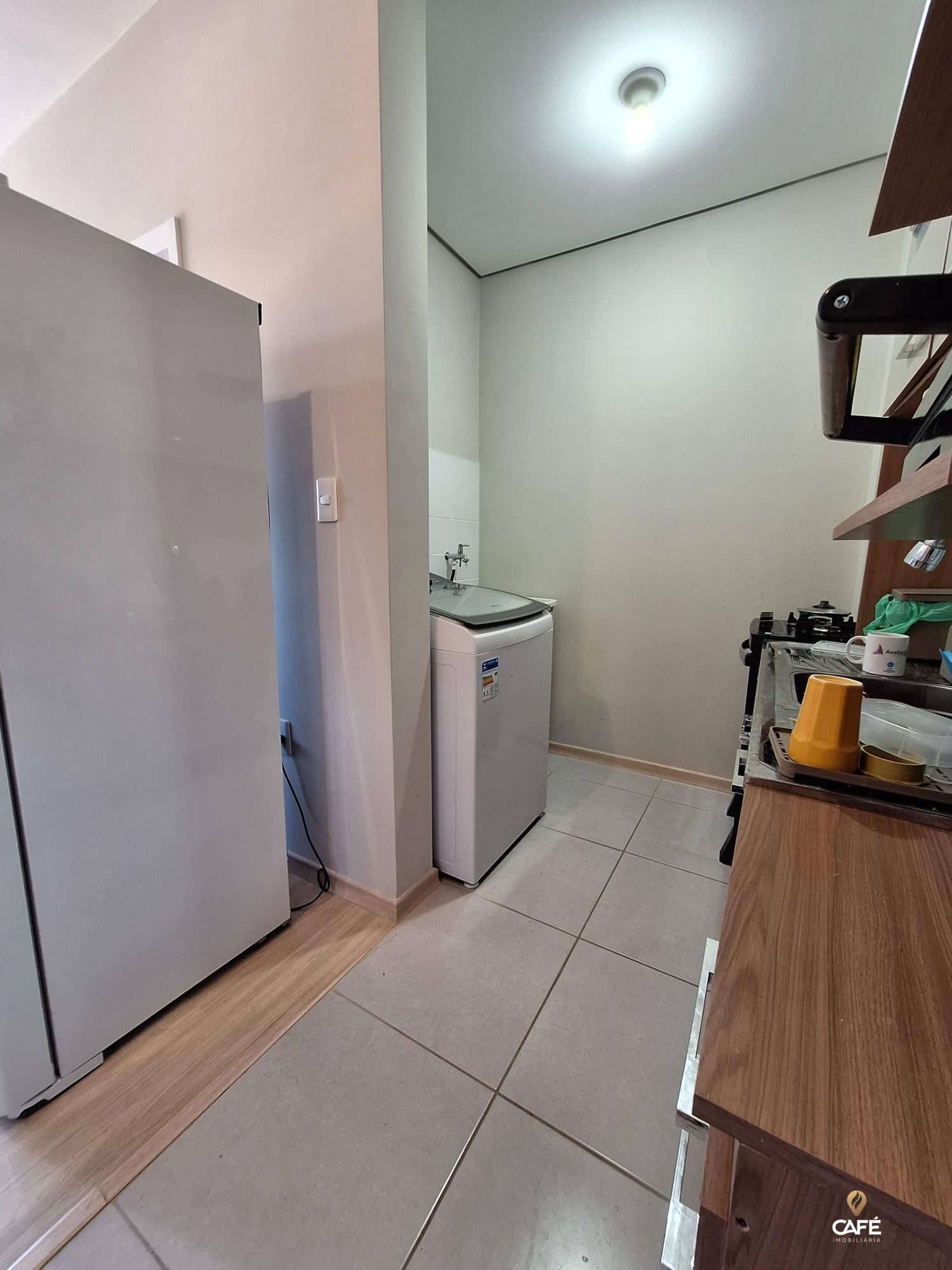 Apartamento à venda com 2 quartos, 43m² - Foto 4