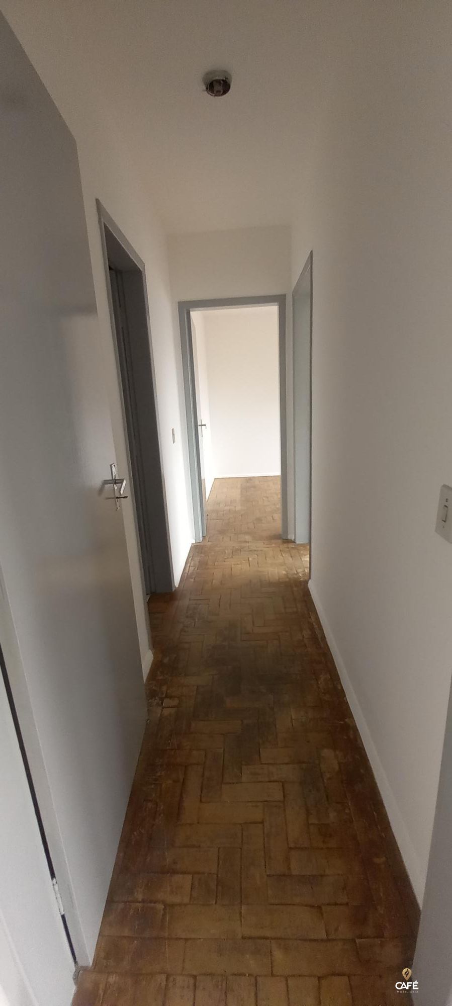 Apartamento à venda com 2 quartos, 58m² - Foto 2