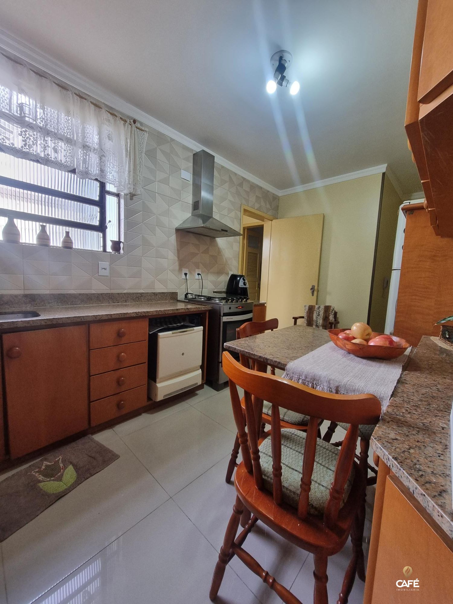 Apartamento à venda com 3 quartos, 113m² - Foto 8