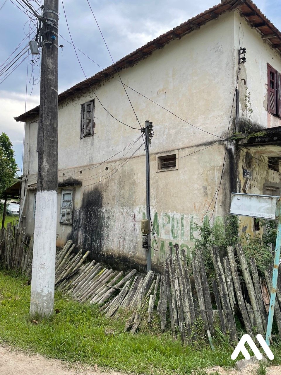 Casa à venda com 1 quarto, 360m² - Foto 8