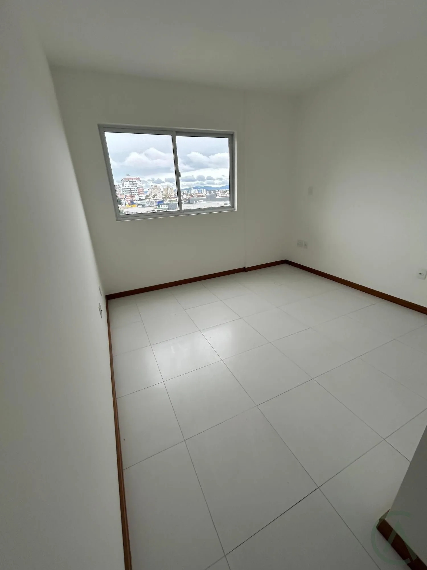 Apartamento com 3 Dormitórios à venda, 91 m² por R$ 550.000,00 Apartamento com 3 Dormitórios à venda, 91 m² por R$ 550.000,00
