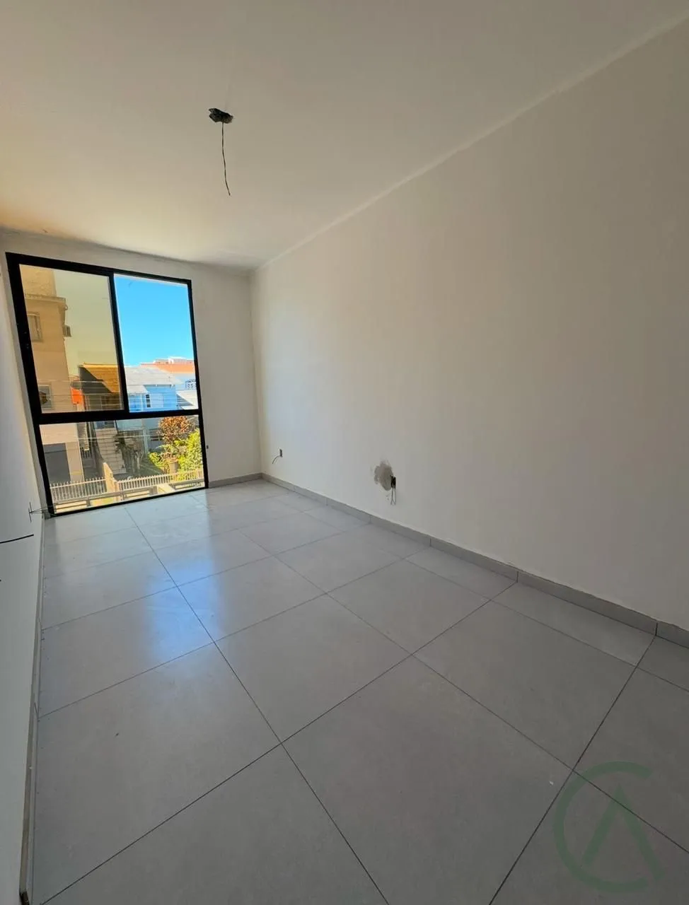 Casa com 2 Dormitórios à venda, 80 m² por R$ 480.000,00 Casa com 2 Dormitórios à venda, 80 m² por R$ 480.000,00