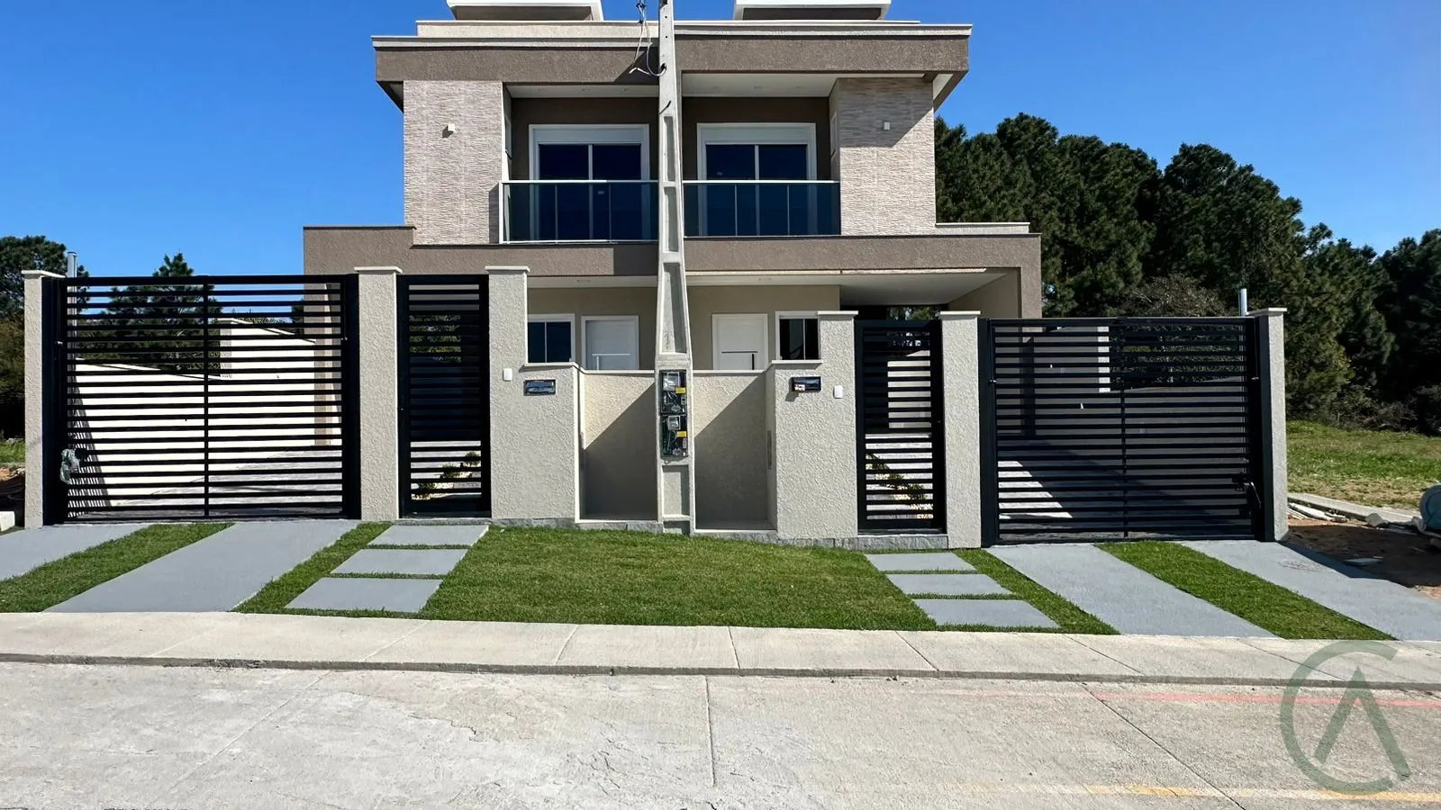 Casa com 3 Dormitórios à venda, 148 m² por R$ 890.000,00 Casa com 3 Dormitórios à venda, 148 m² por R$ 890.000,00