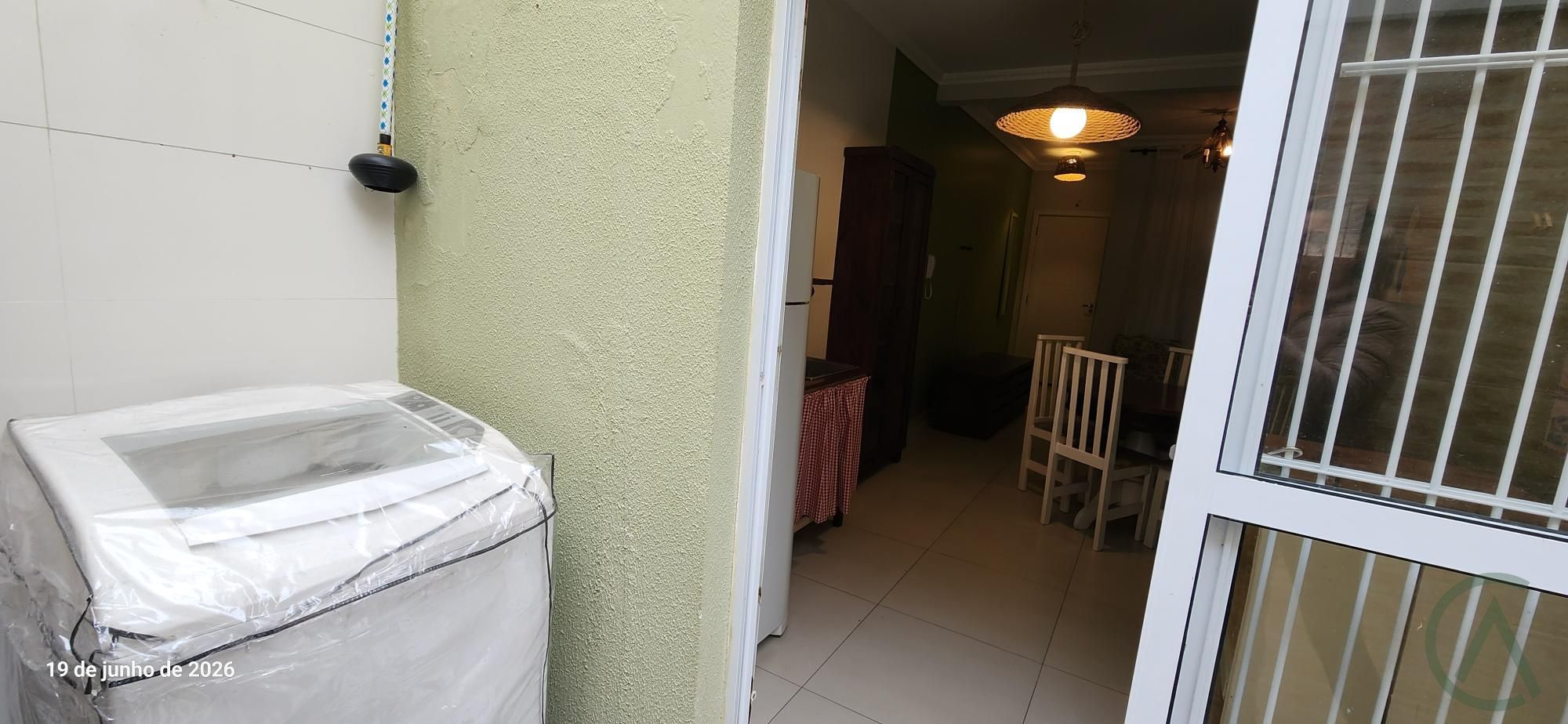 Apartamento com 1 Dormitórios à venda, 45 m² por R$ 250.000,00 Apartamento com 1 Dormitórios à venda, 45 m² por R$ 250.000,00