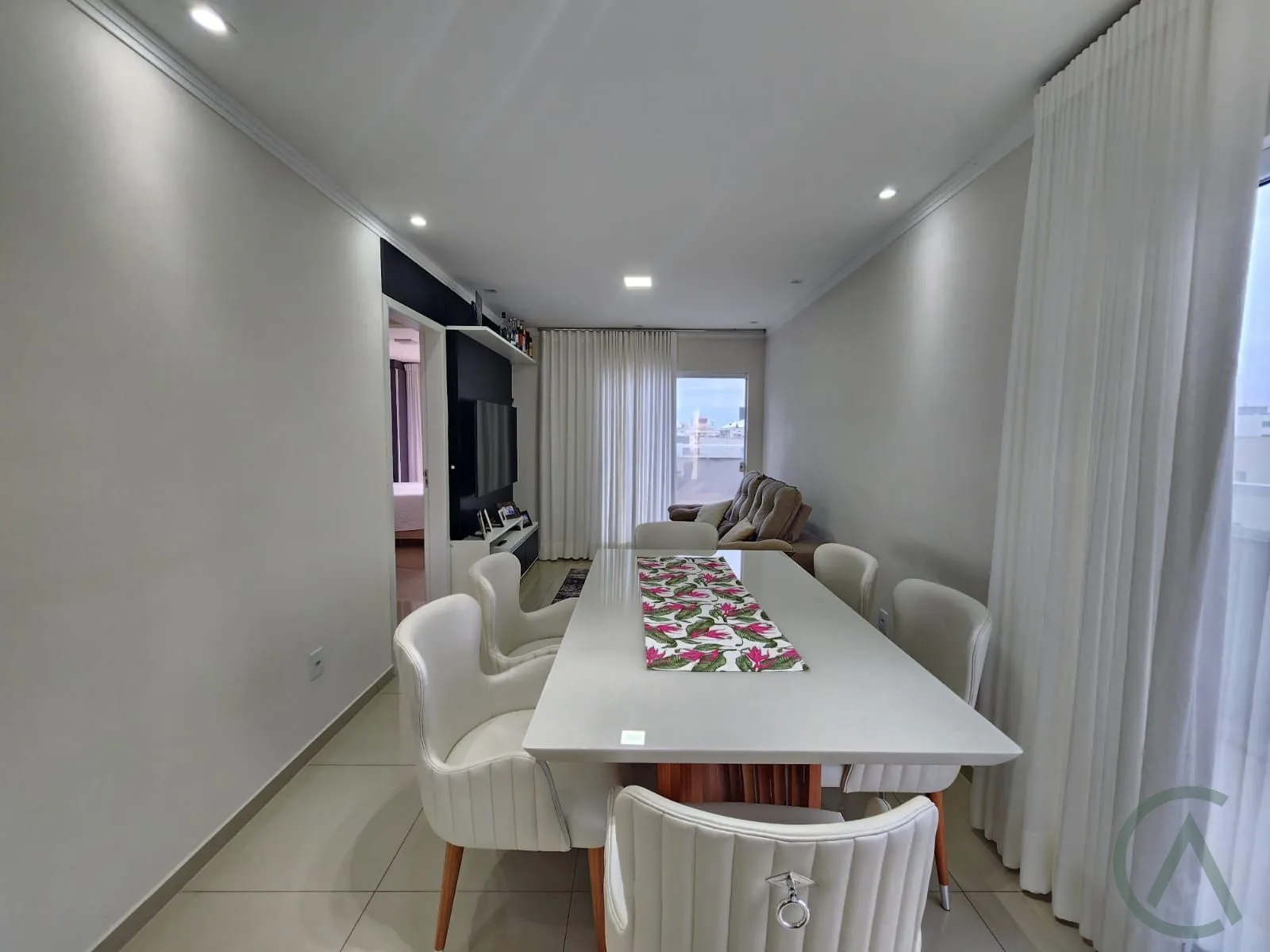 Cobertura com 3 Dormitórios à venda, 145 m² por R$ 850.000,00 Cobertura com 3 Dormitórios à venda, 145 m² por R$ 850.000,00