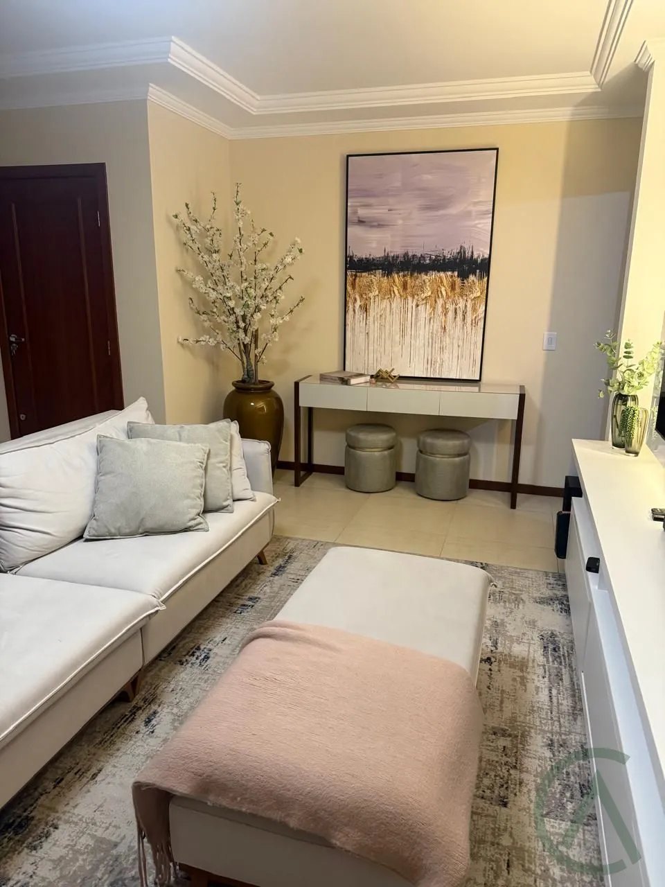 Apartamento com 3 Dormitórios à venda, 172 m² por R$ 810.000,00 Apartamento com 3 Dormitórios à venda, 172 m² por R$ 810.000,00